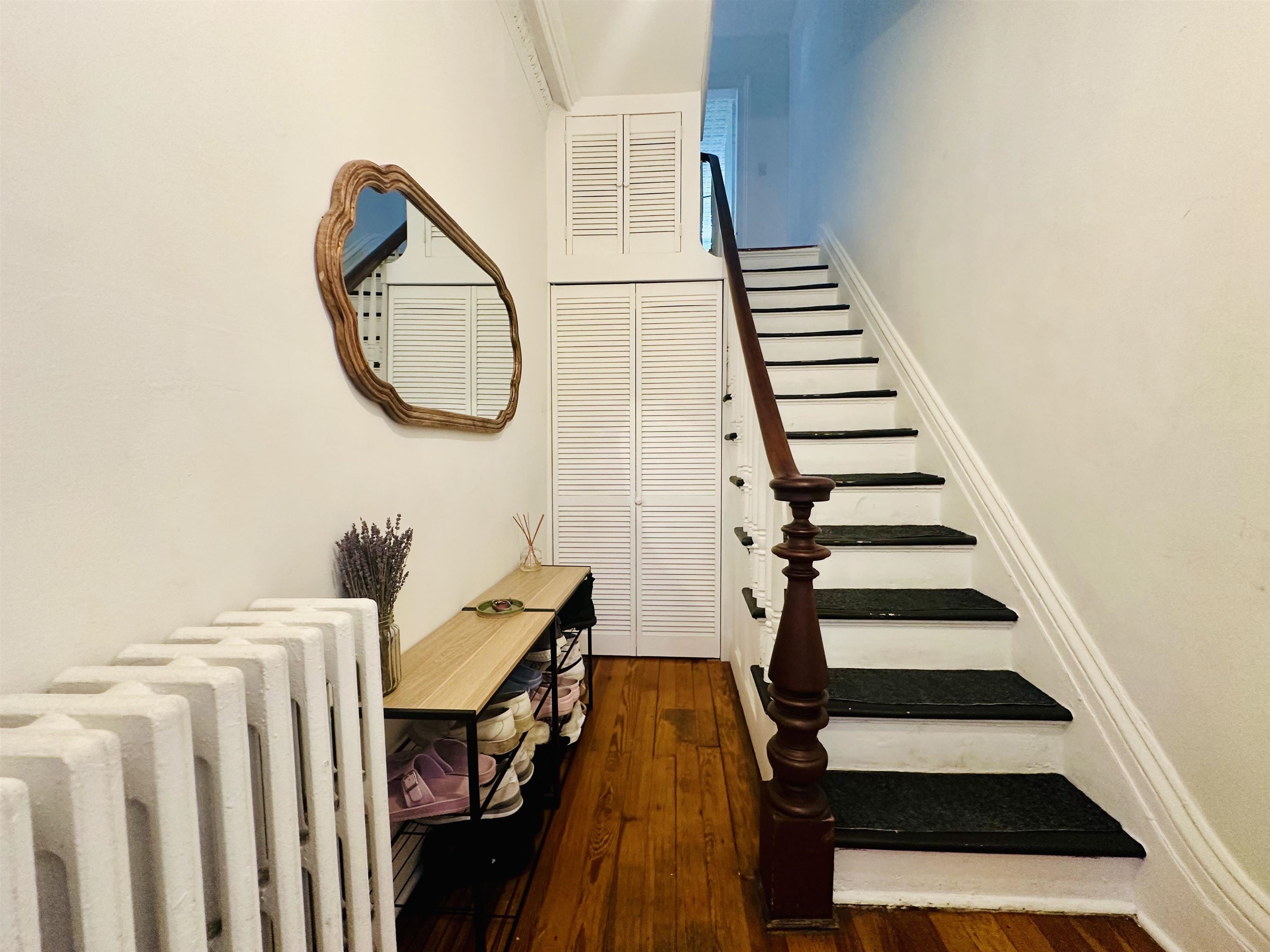 235 MONTGOMERY ST Unit: 2