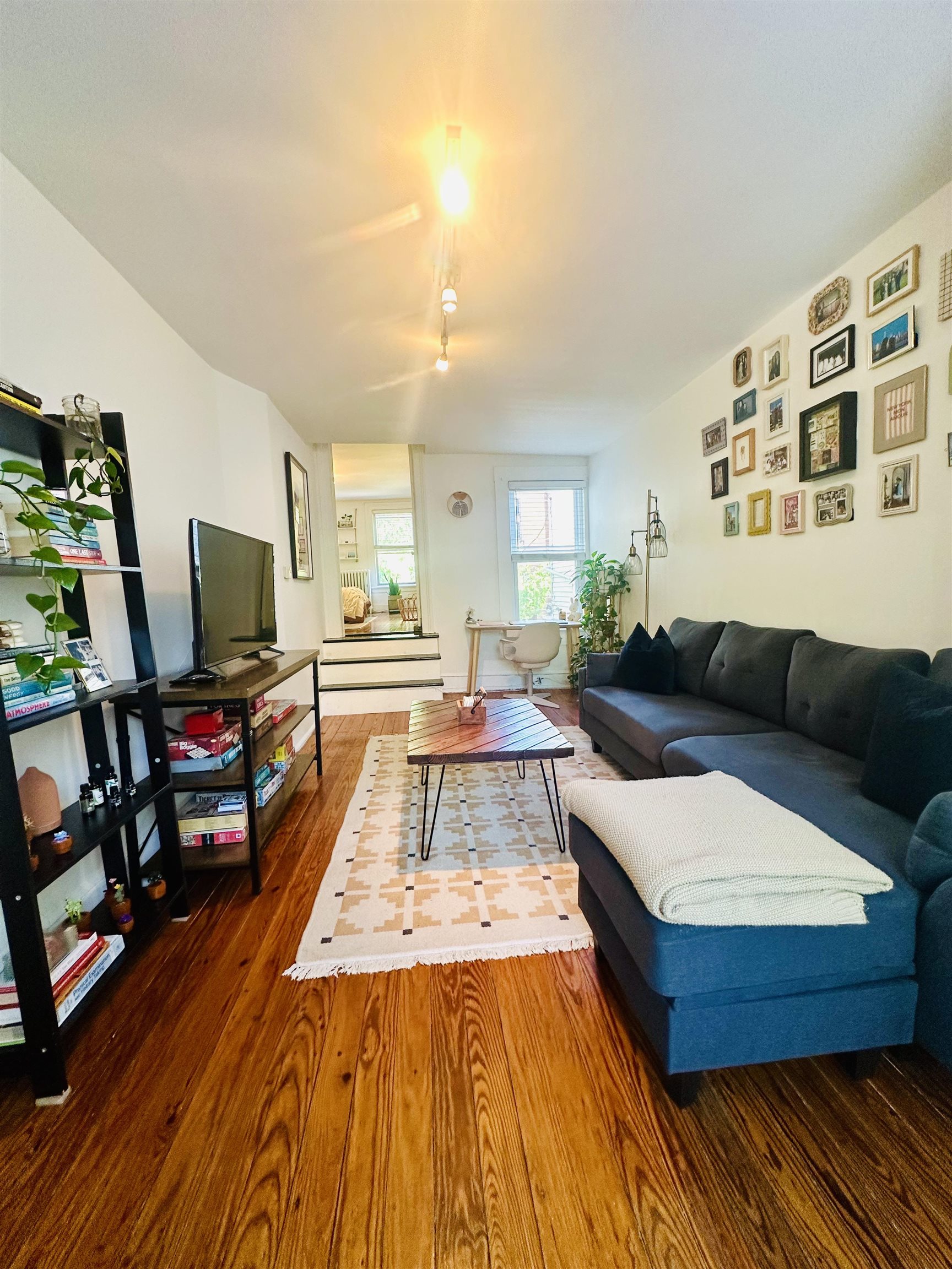 235 MONTGOMERY ST Unit: 2