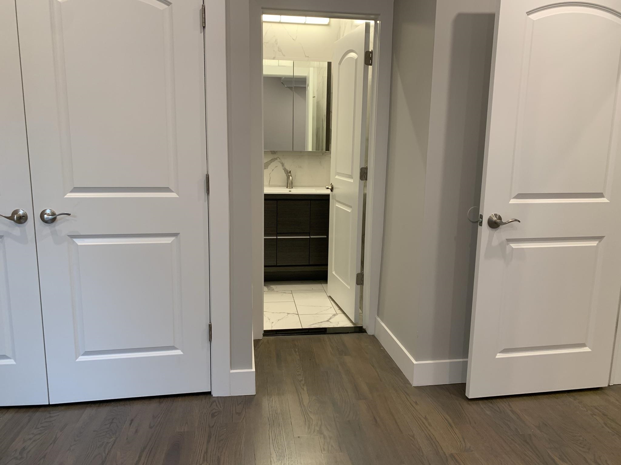 1004 SUMMIT AVE Unit: 102