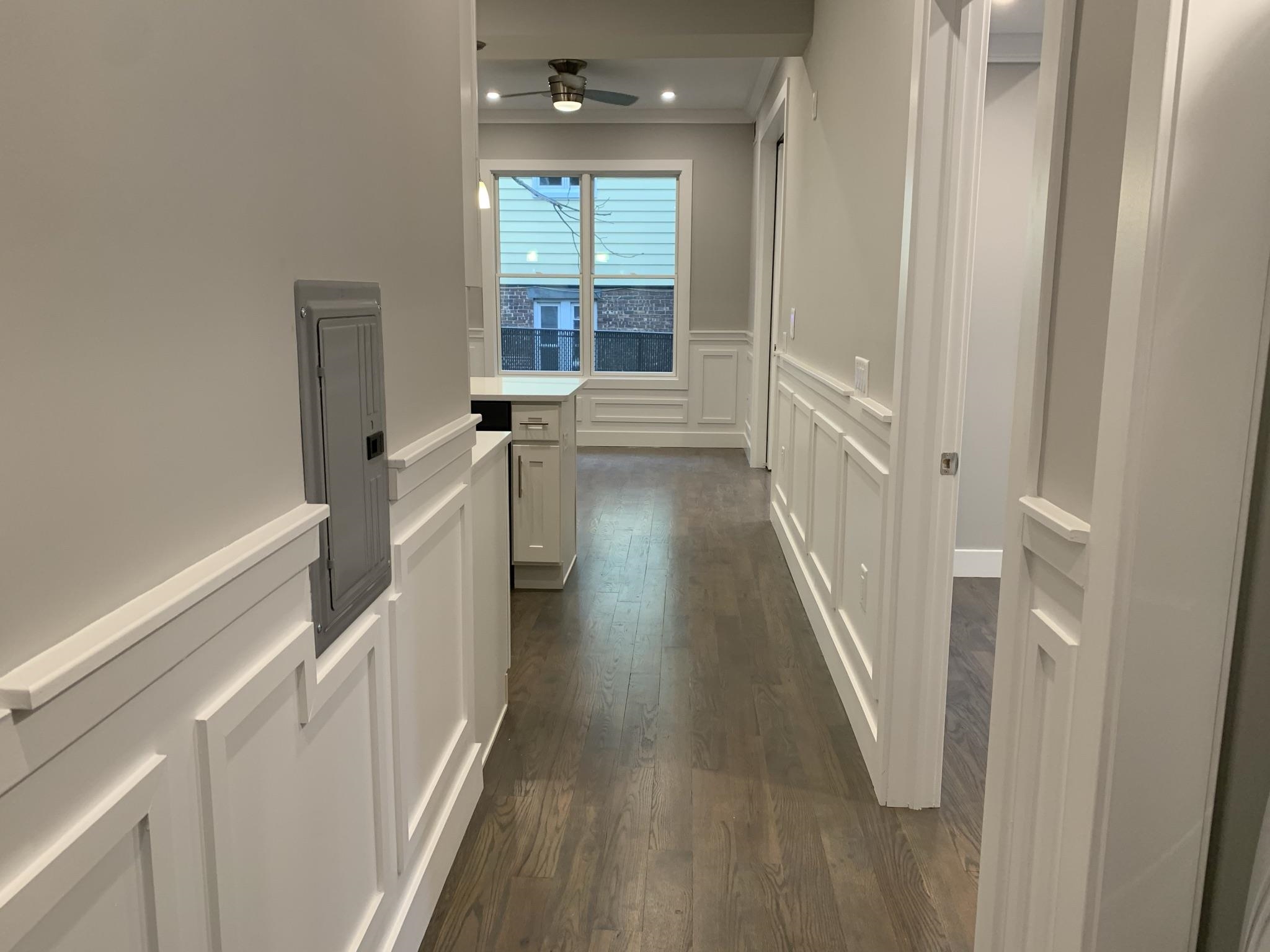 1004 SUMMIT AVE Unit: 102