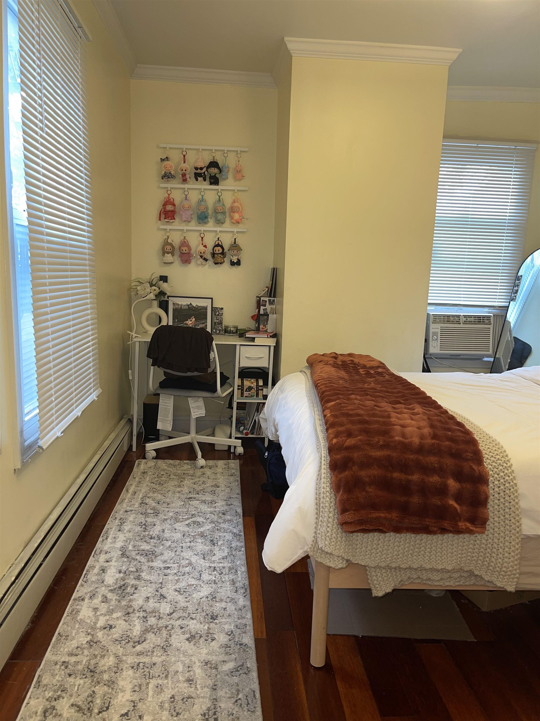 32 BEACON AVE Unit: 2