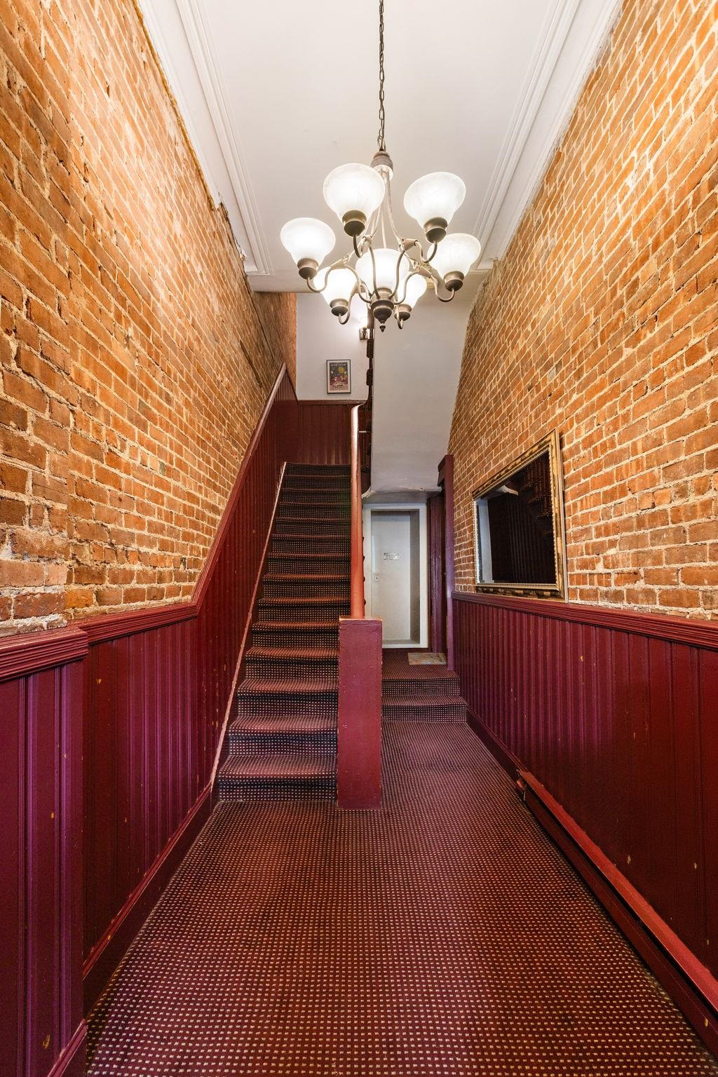 304 HUDSON ST Unit: 3