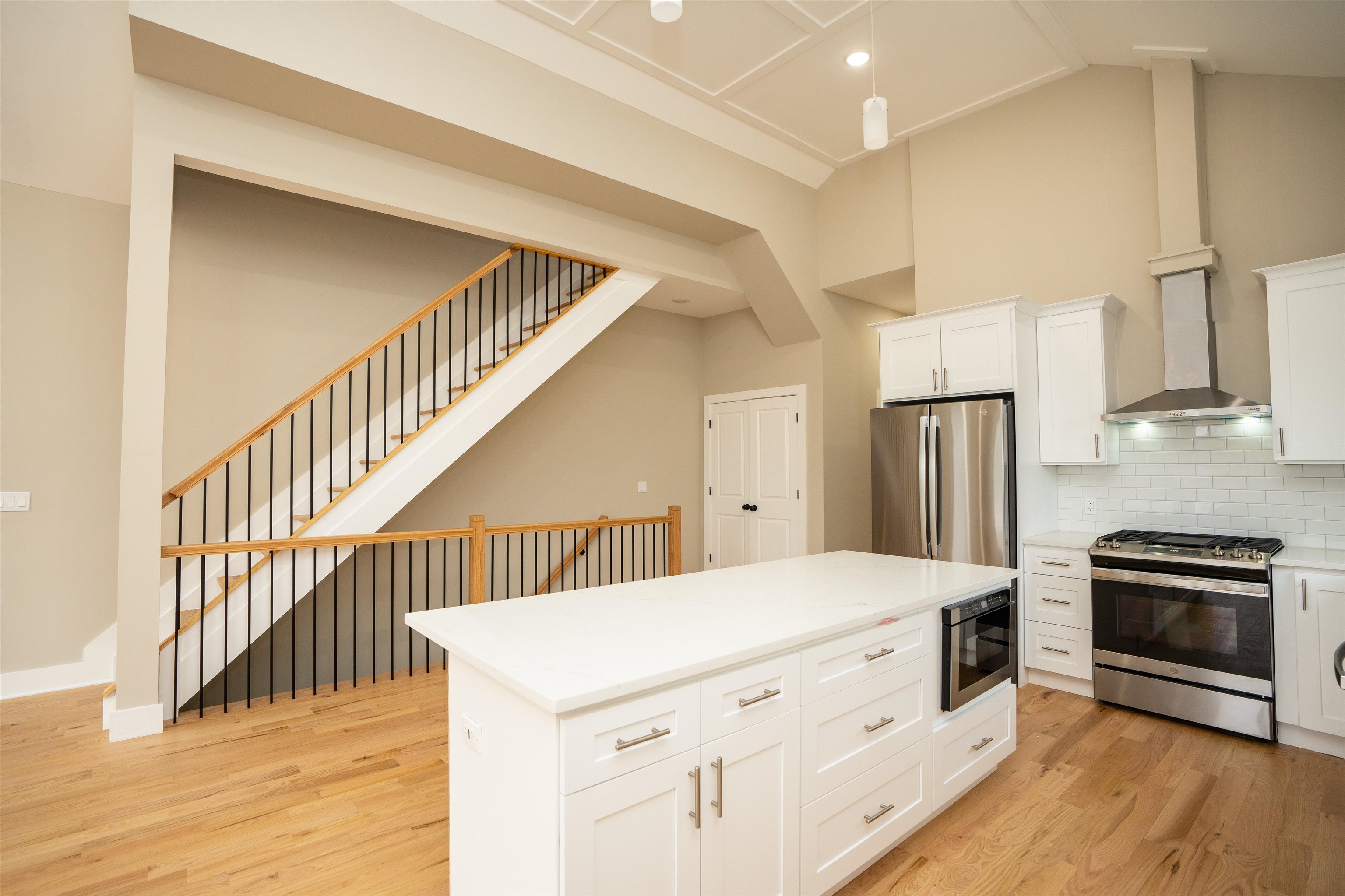 111 POPLAR ST