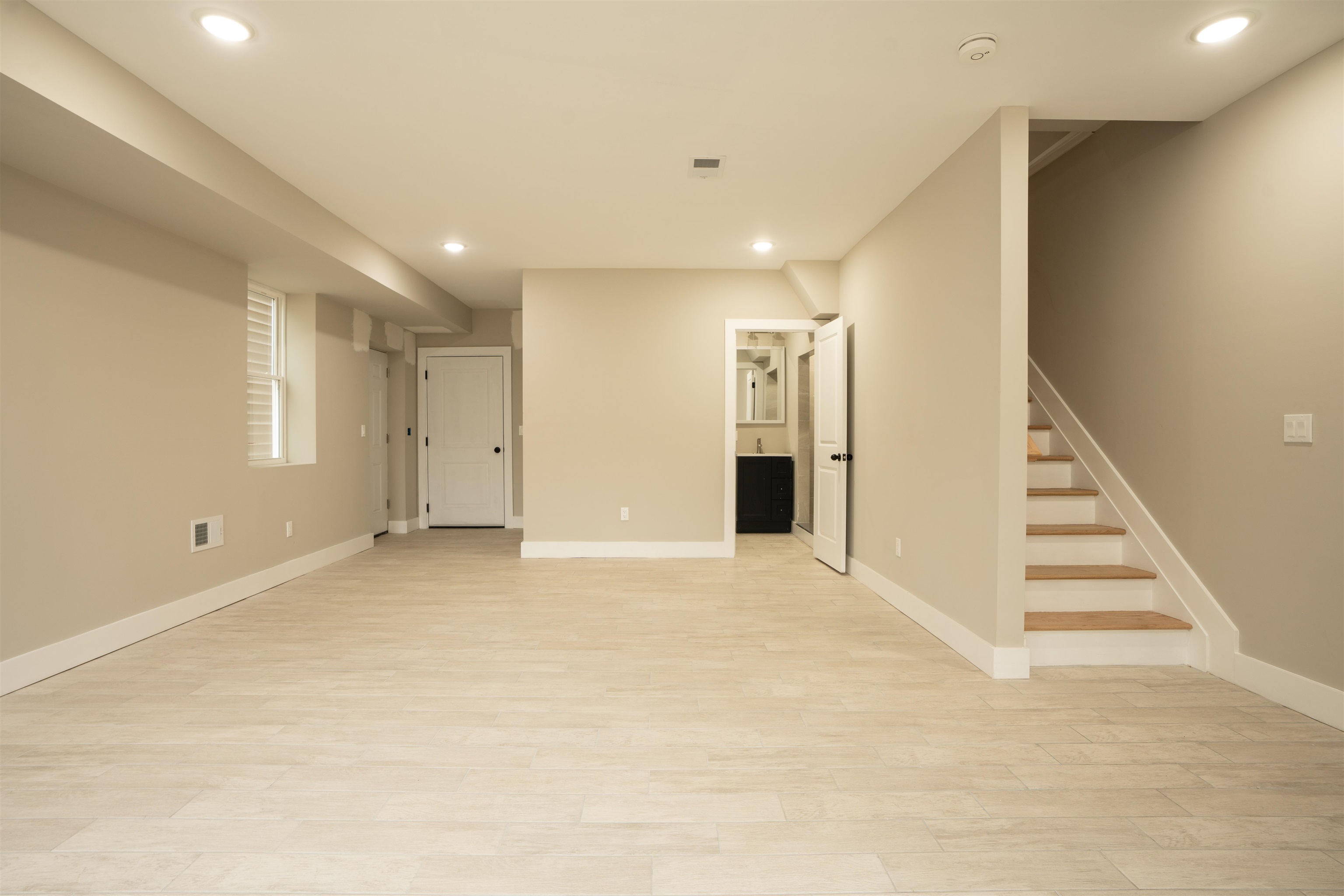 111 POPLAR ST