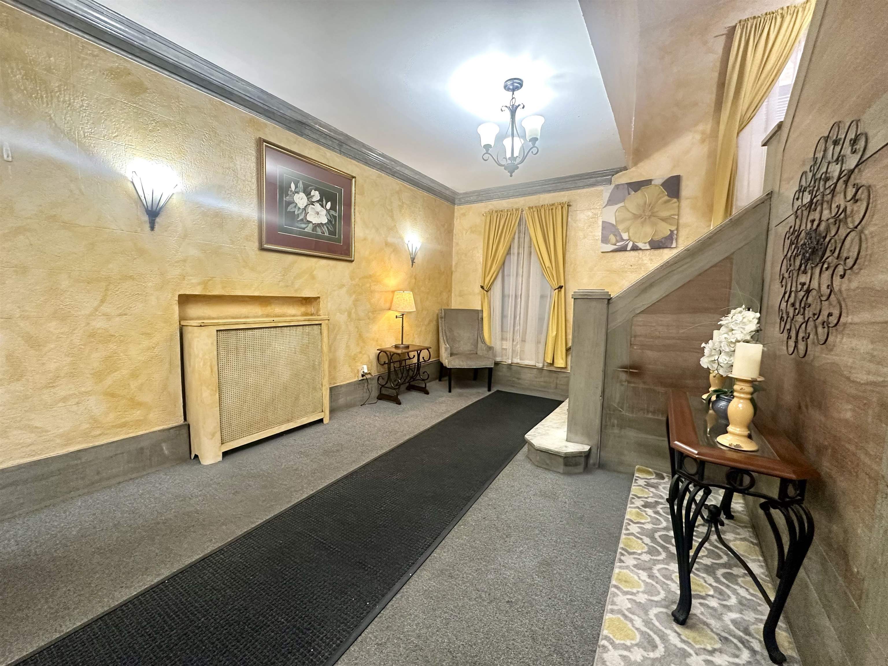 61 CORBIN AVE Unit: A3