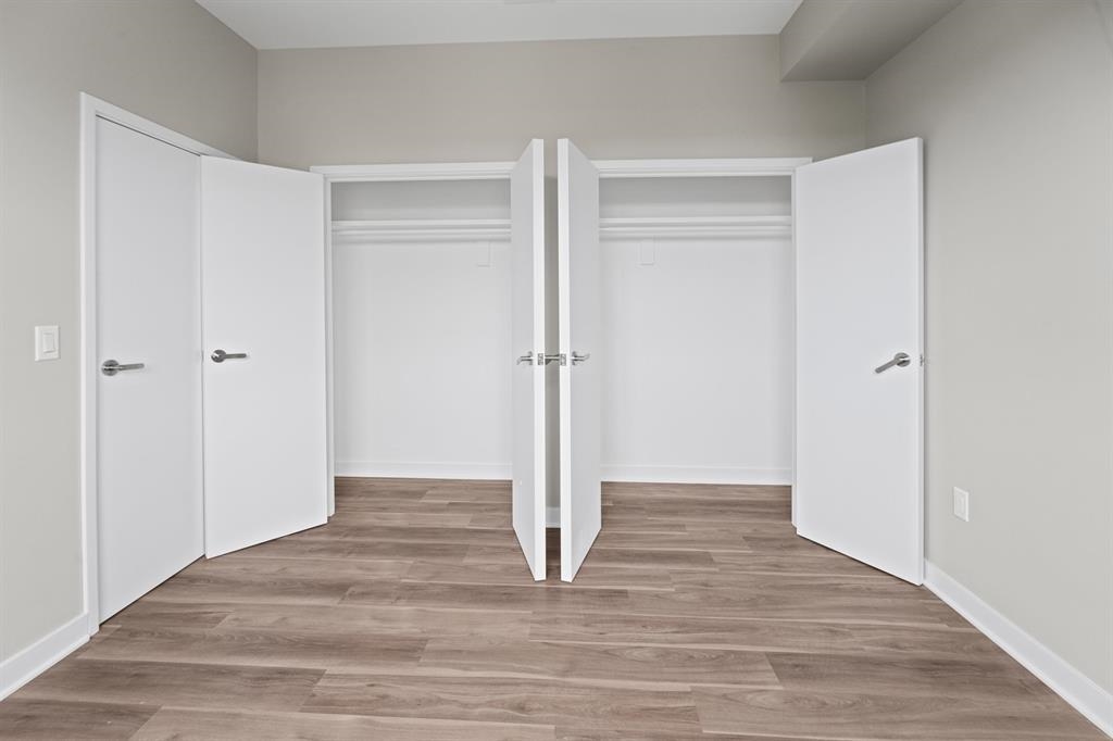 475 COMMUNIPAW AVE Unit: 205