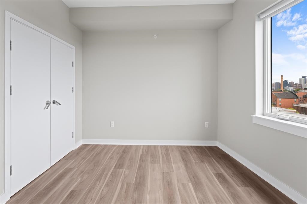 475 COMMUNIPAW AVE Unit: 205