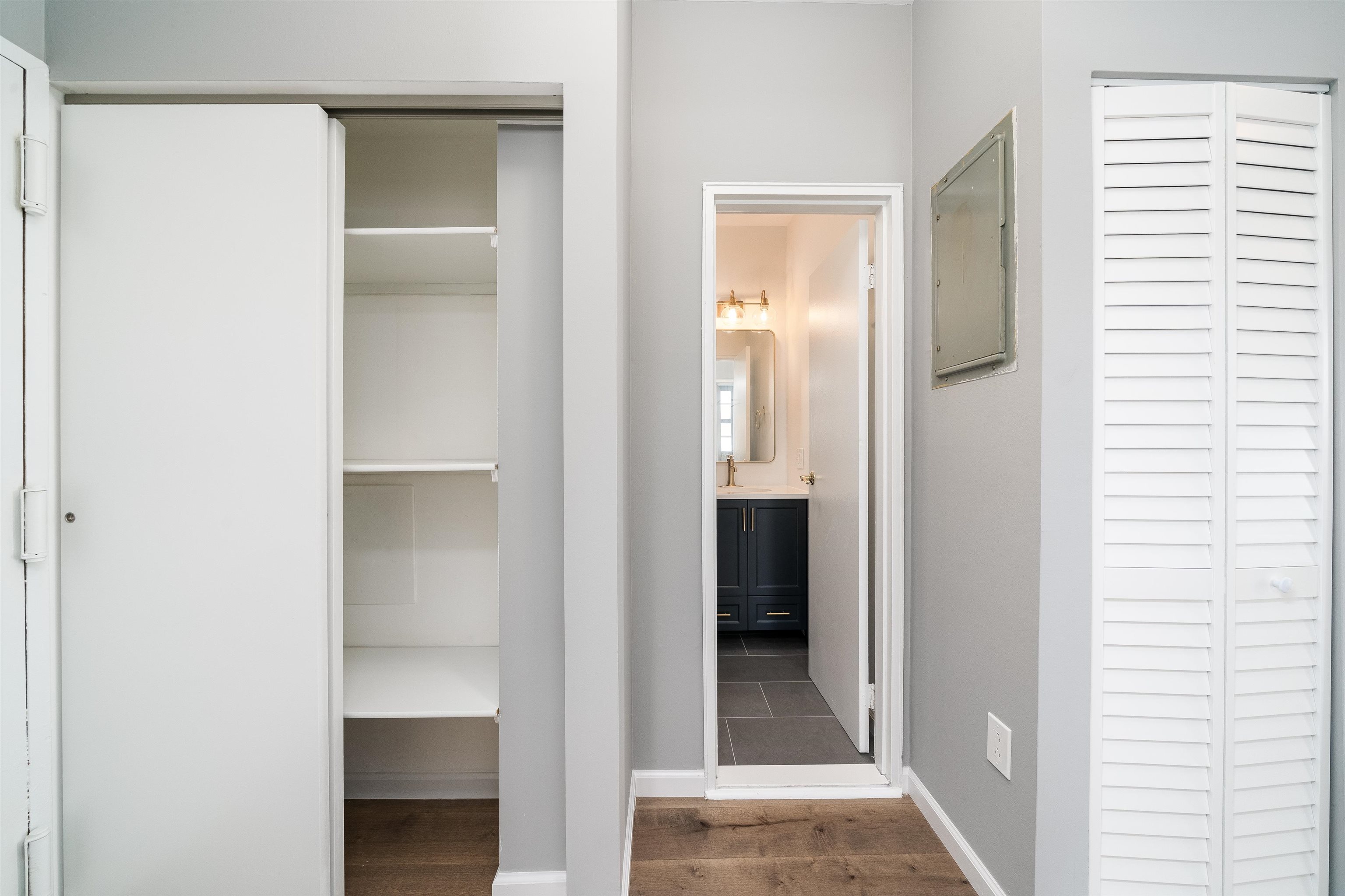 415 CENTRAL AVE Unit: 4F