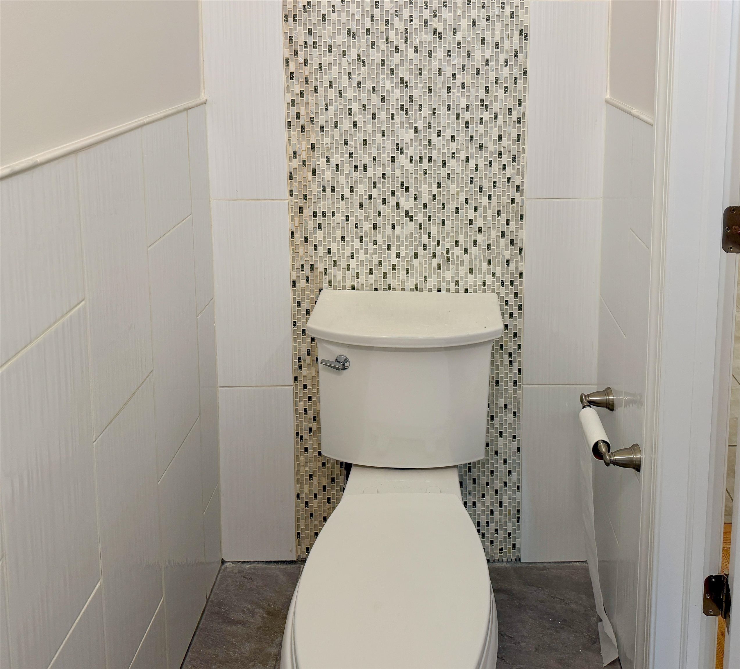 106 POPLAR ST Unit: 1