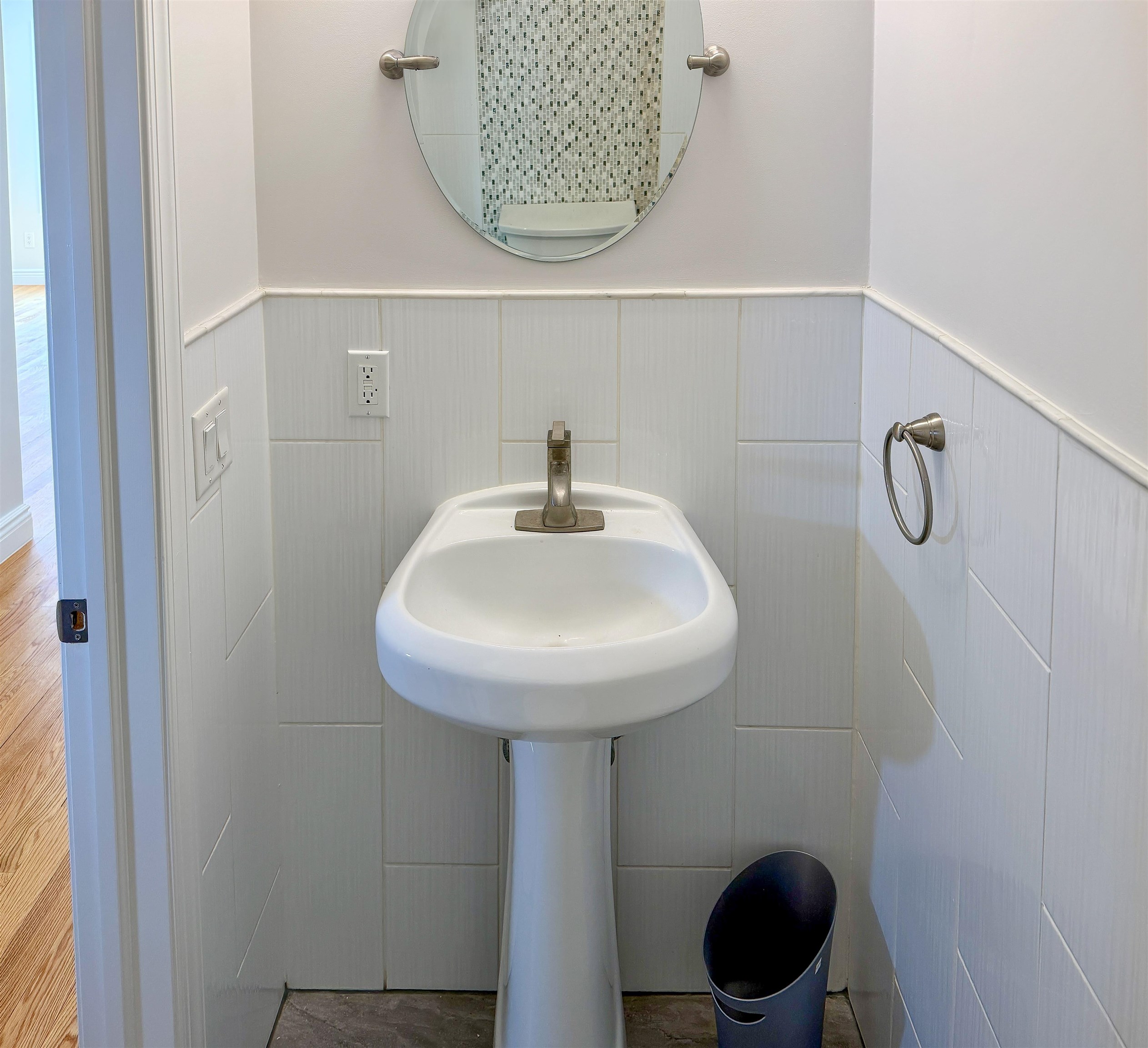 106 POPLAR ST Unit: 1