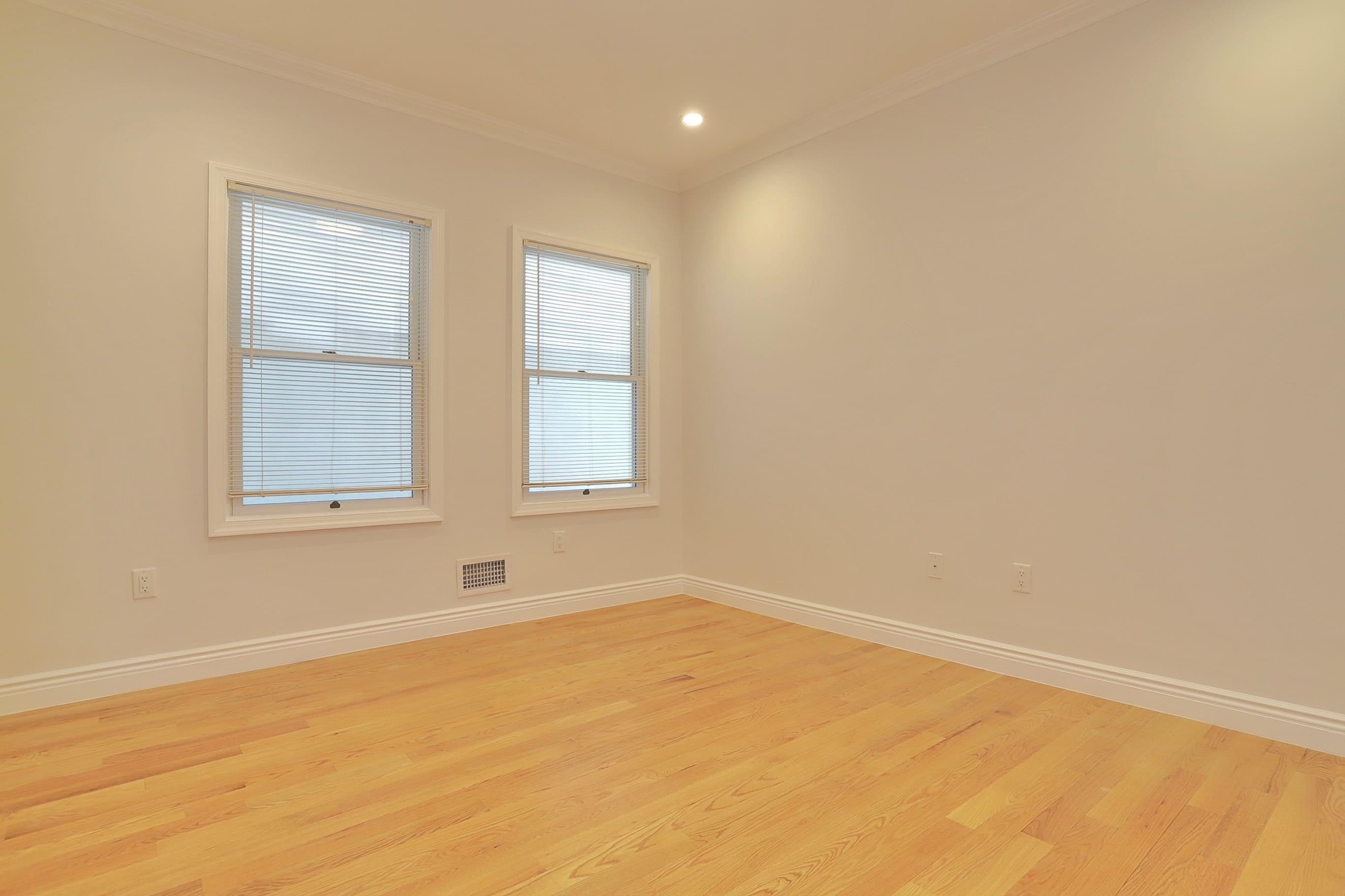 106 POPLAR ST Unit: 1