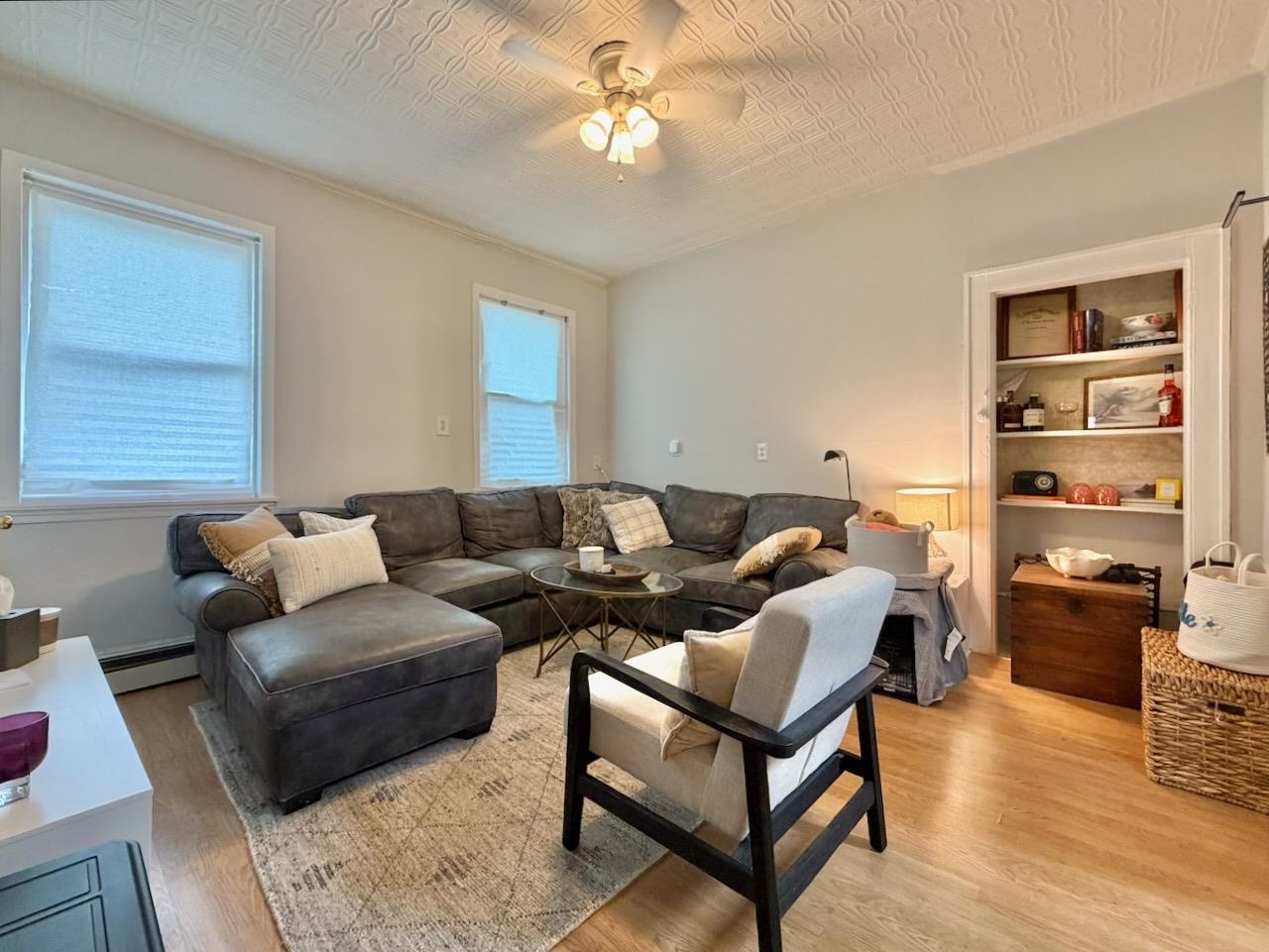 592 PALISADE AVE Unit: 2