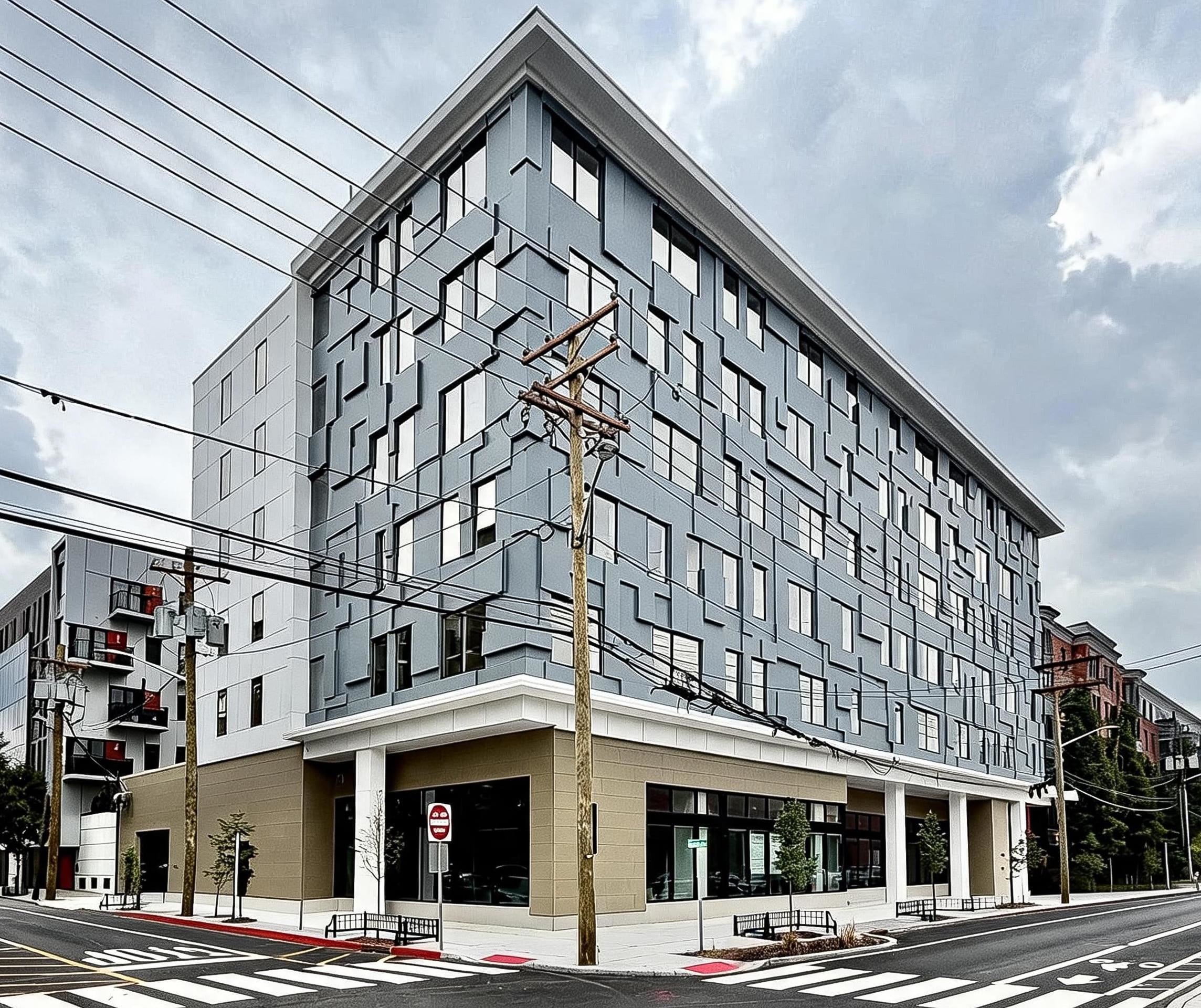 921 MADISON ST Unit: 605