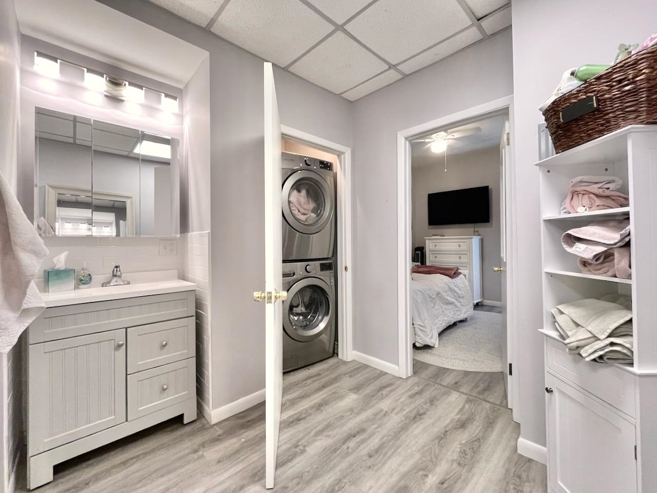 227 CLINTON ST Unit: 3