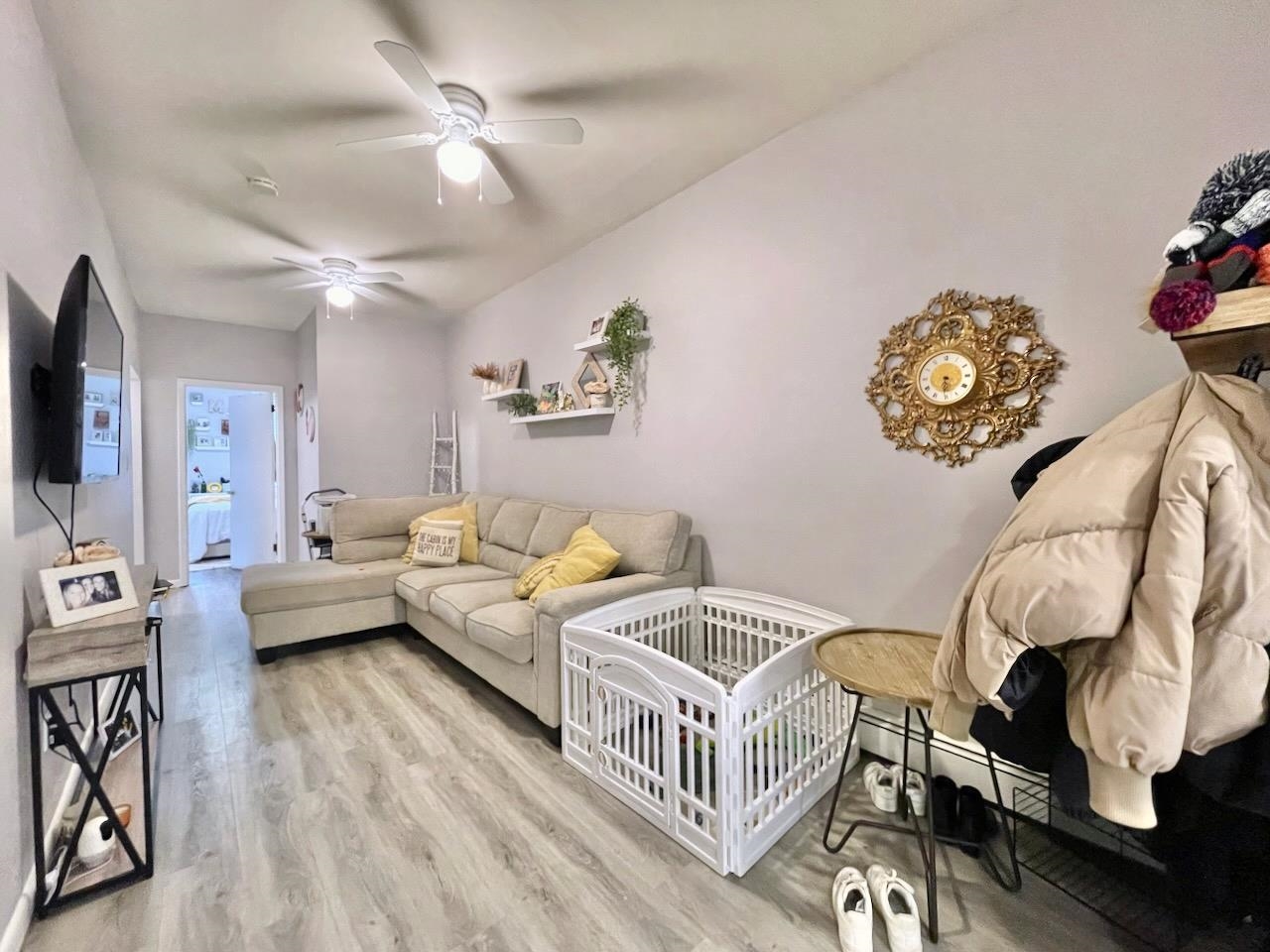 227 CLINTON ST Unit: 3