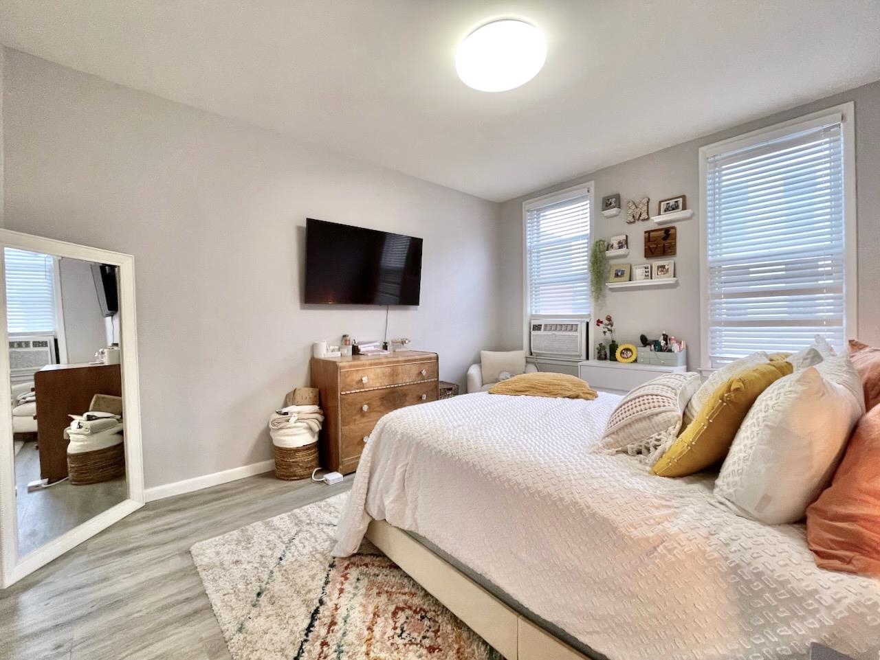 227 CLINTON ST Unit: 3
