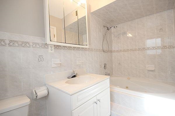 247 TERRACE AVE Unit: 2