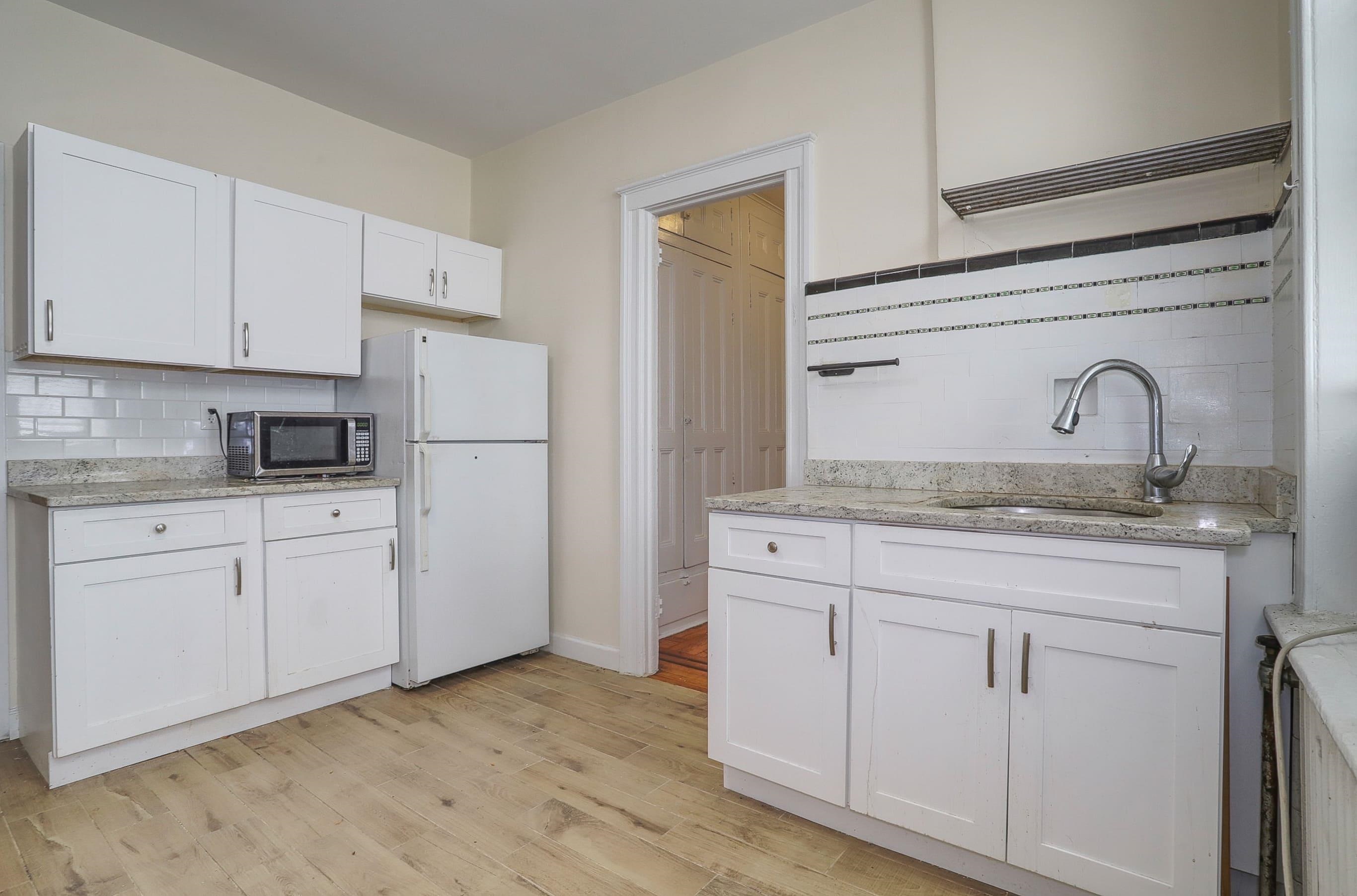 327 JACKSON ST Unit: 17