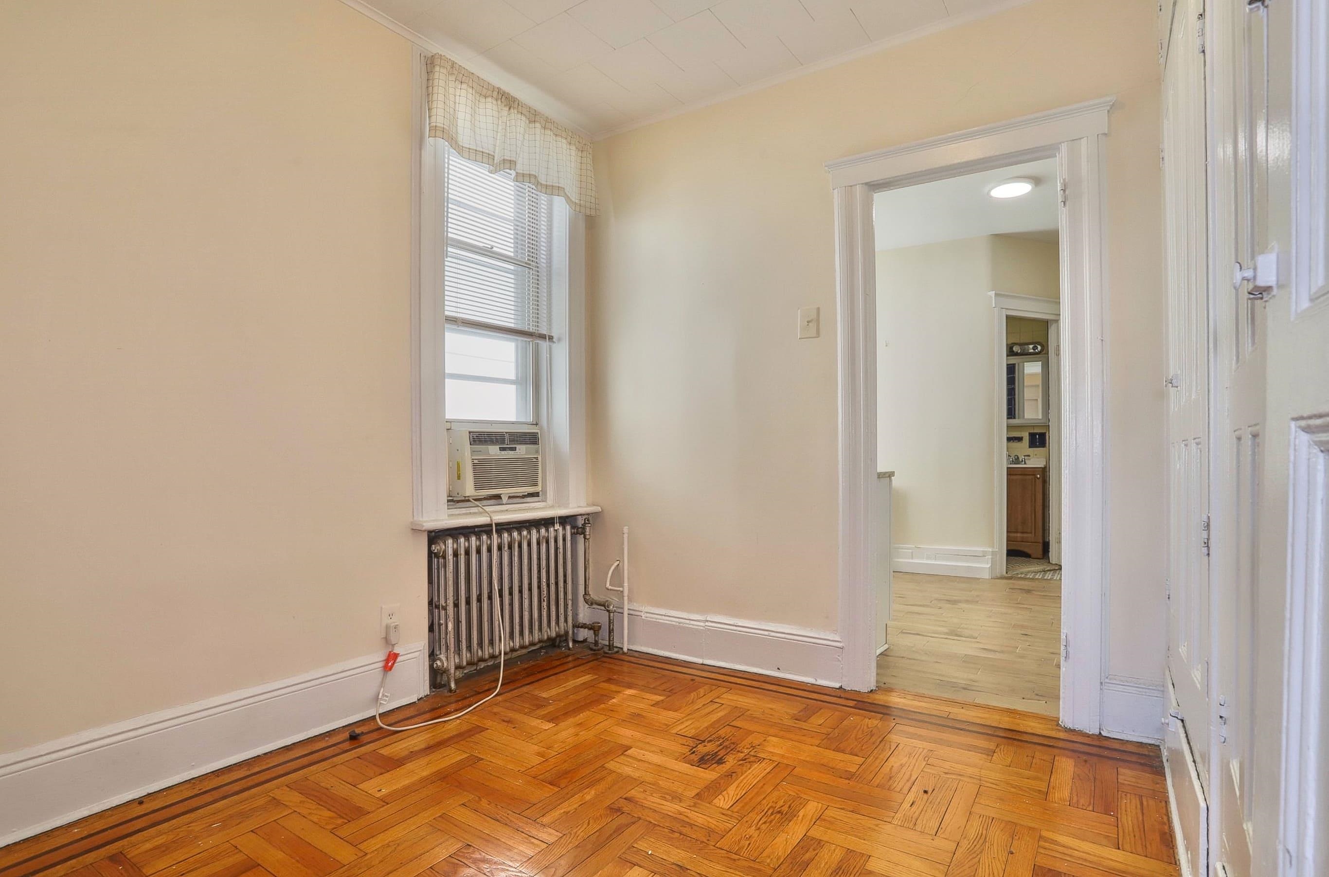 327 JACKSON ST Unit: 17
