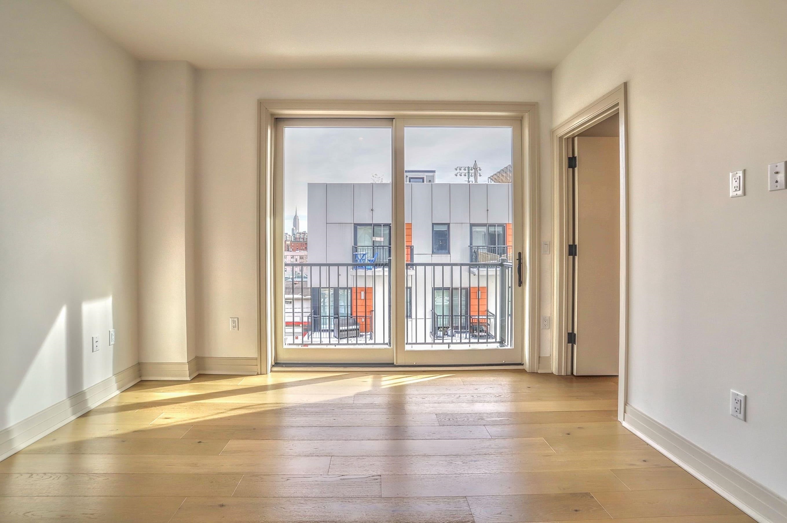 921 MADISON ST Unit: 505