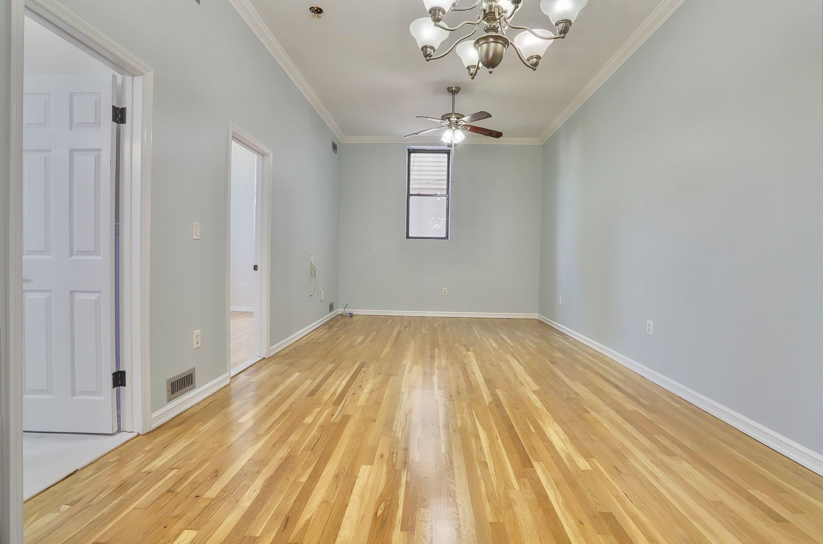118 LEONARD ST Unit: 4