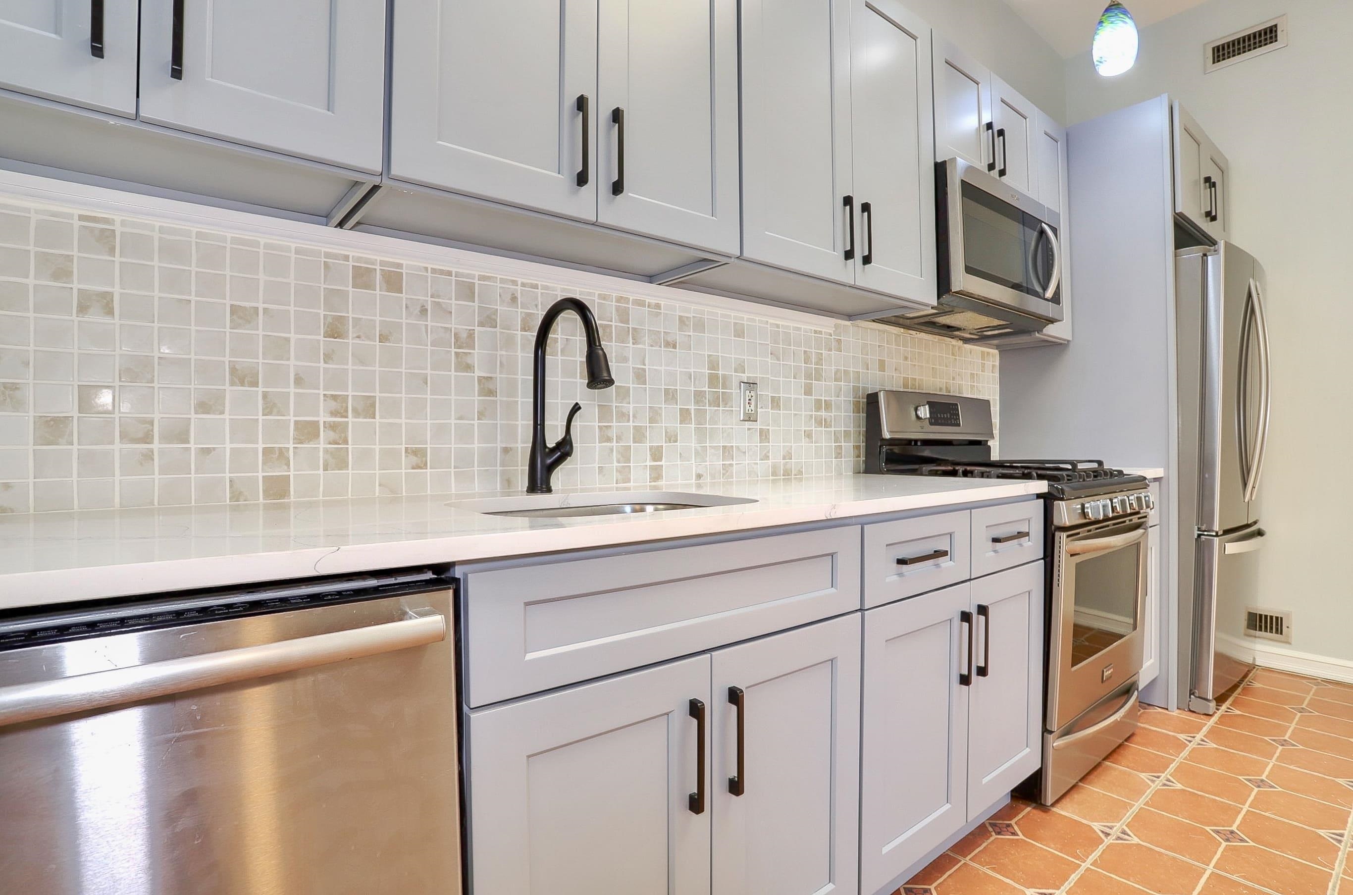 118 LEONARD ST Unit: 4