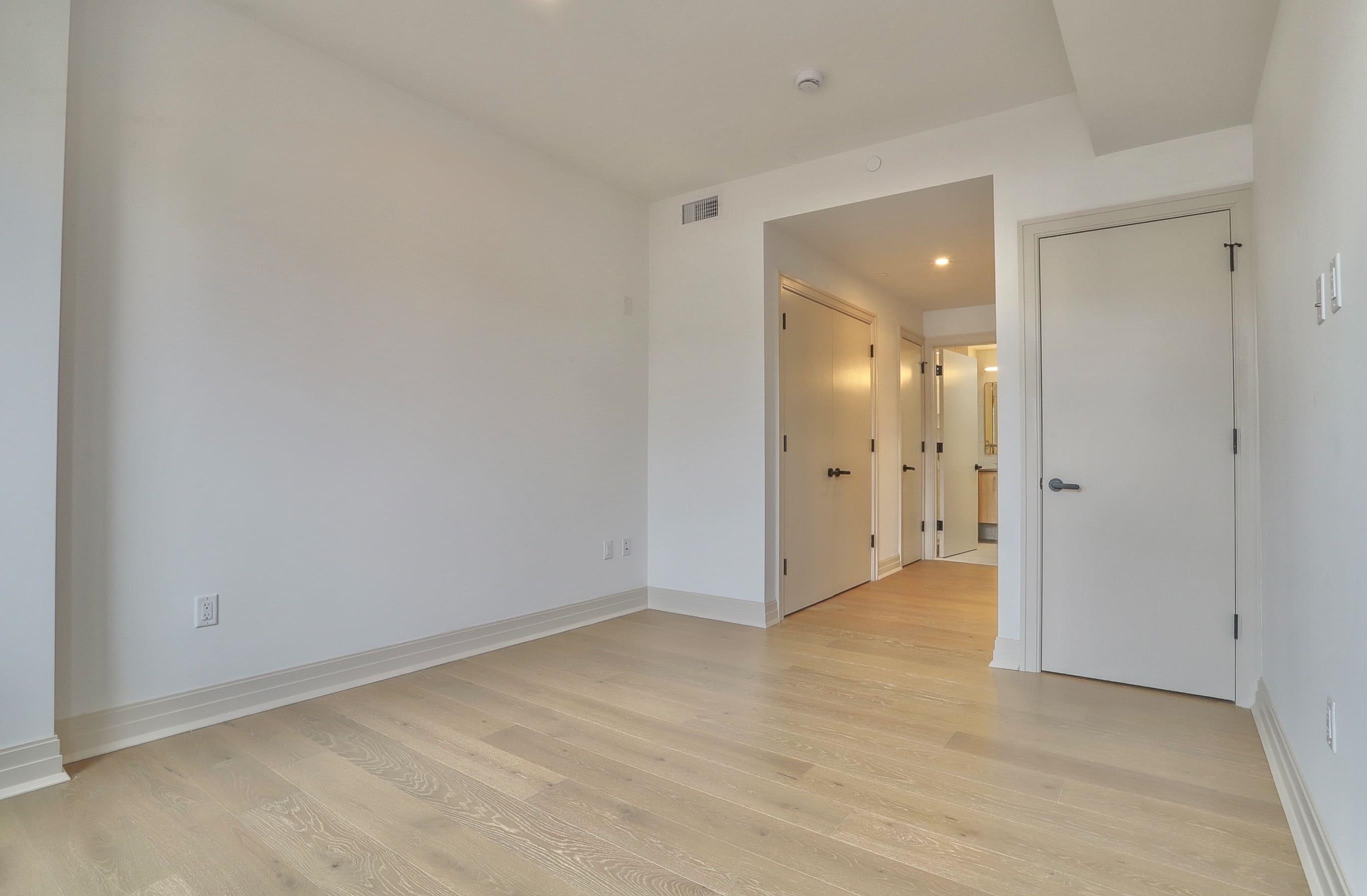 921 MADISON ST Unit: 309