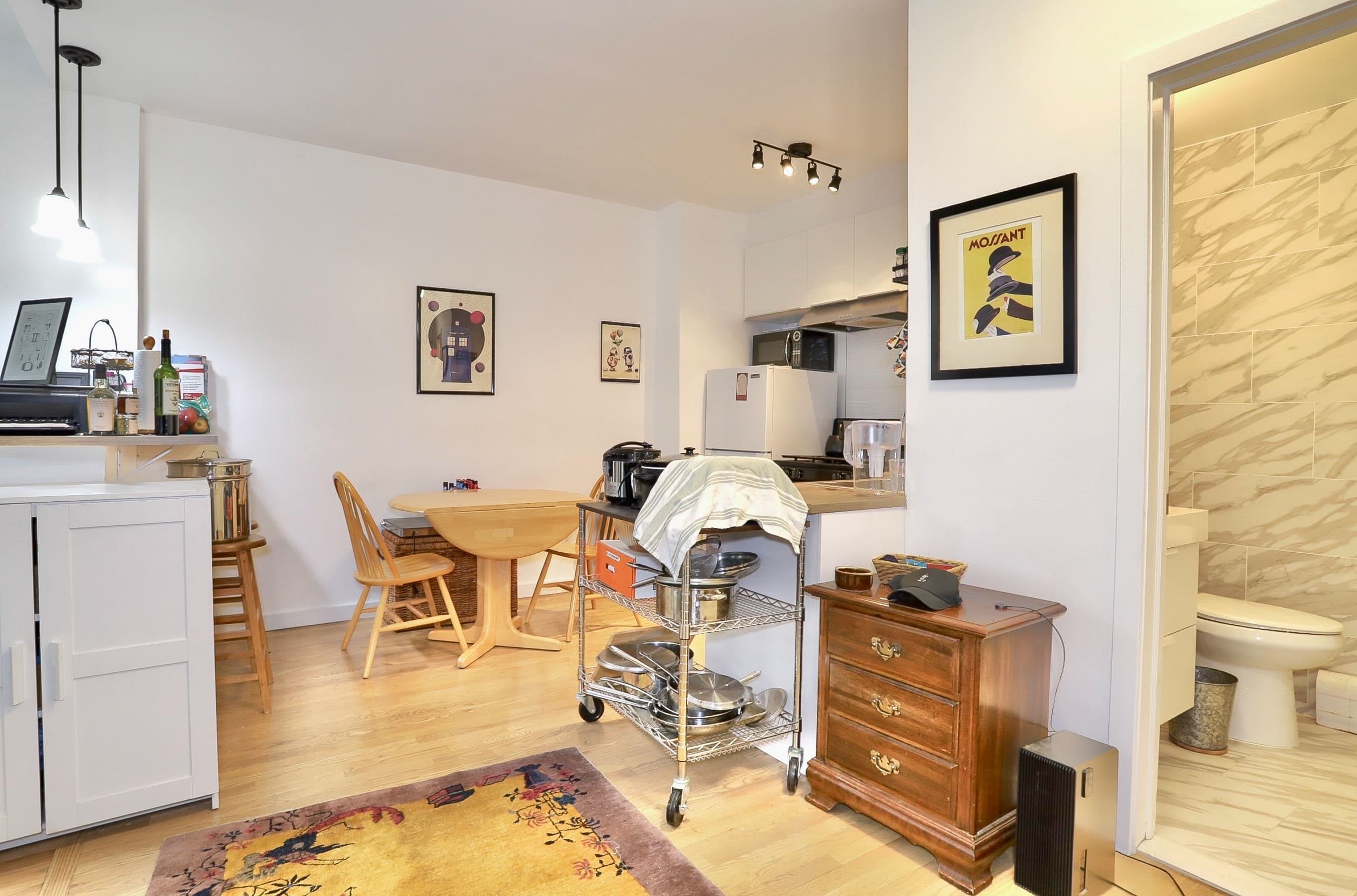 364 GROVE ST Unit: 1