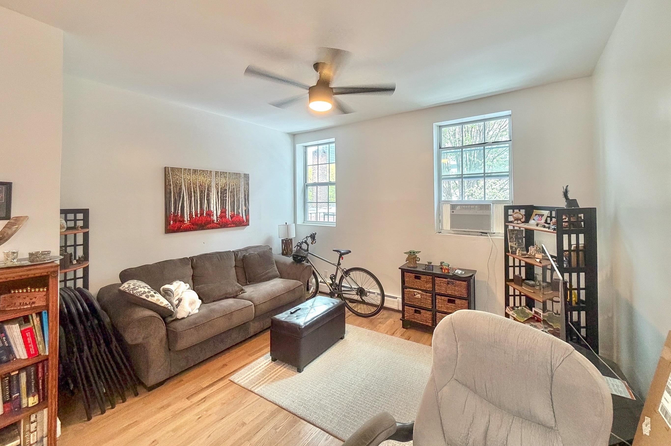 364 GROVE ST Unit: 1