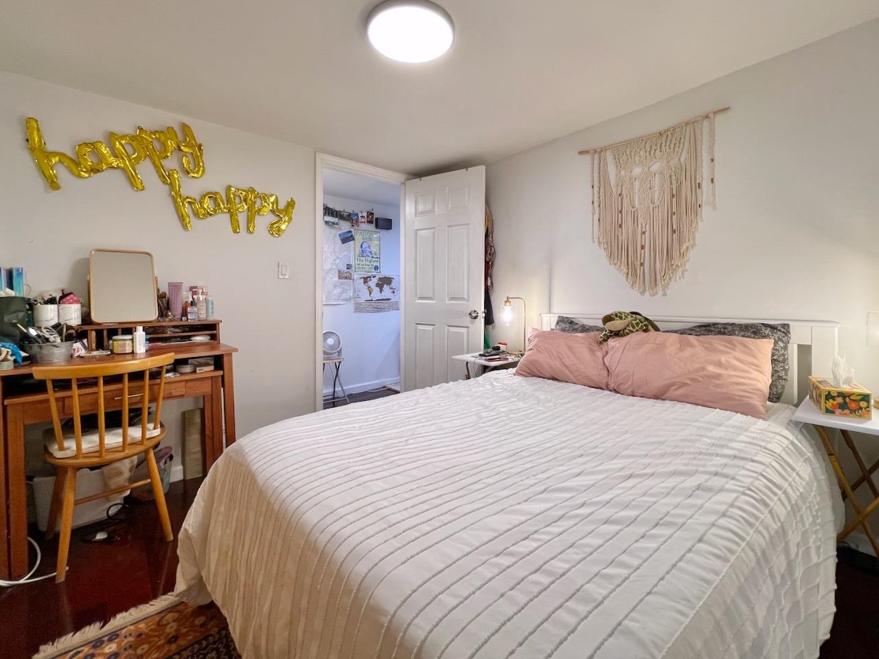 278 3RD ST Unit: B