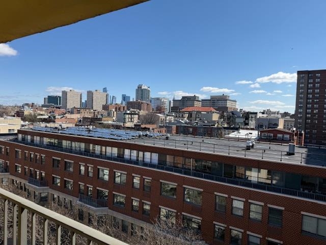 72 PARK AVE Unit: 6A