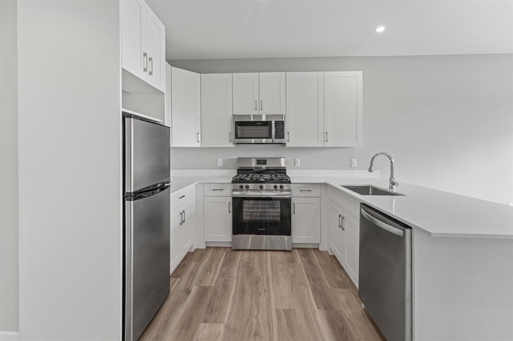 475 COMMUNIPAW AVE Unit: 503