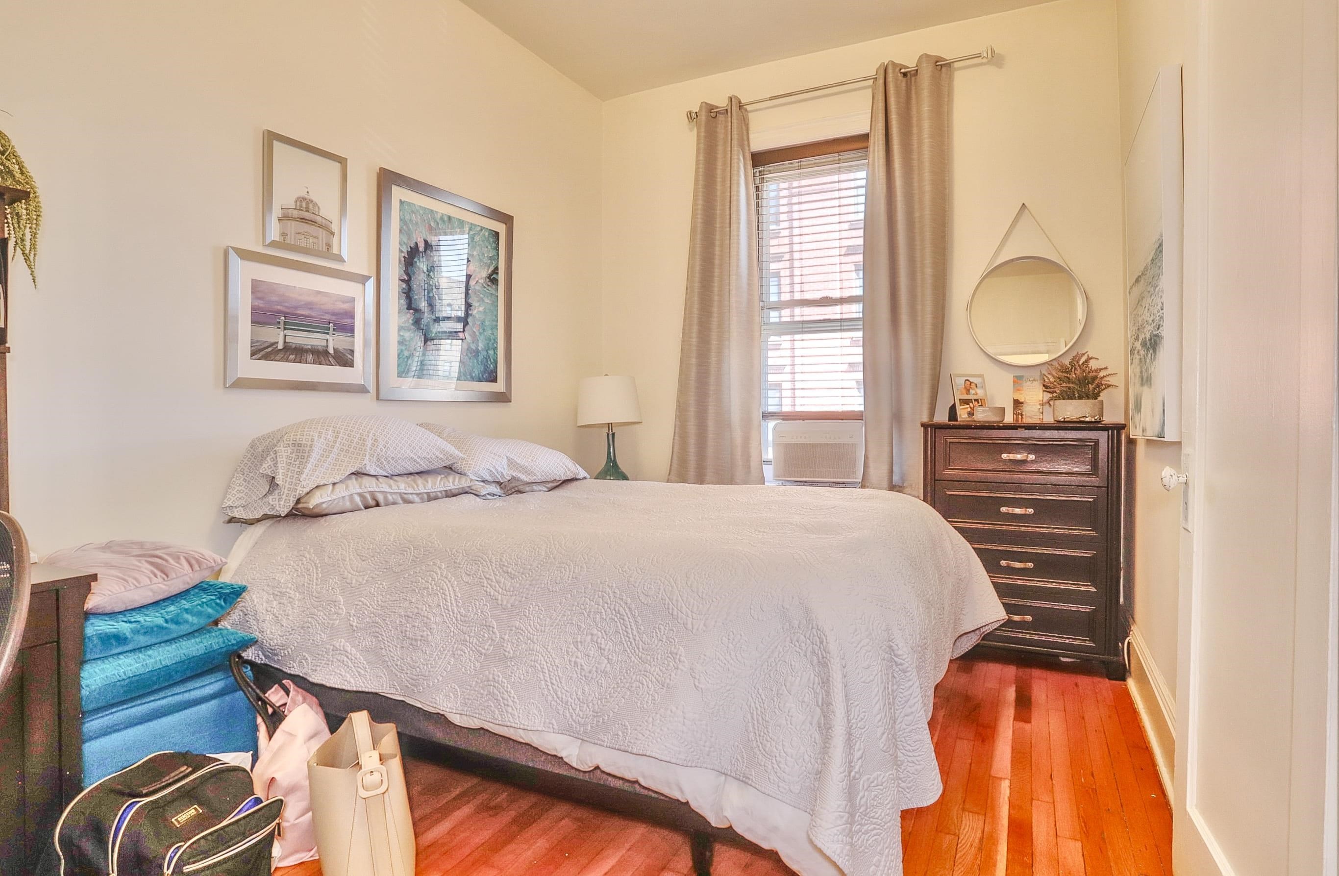 103 12TH ST Unit: 5