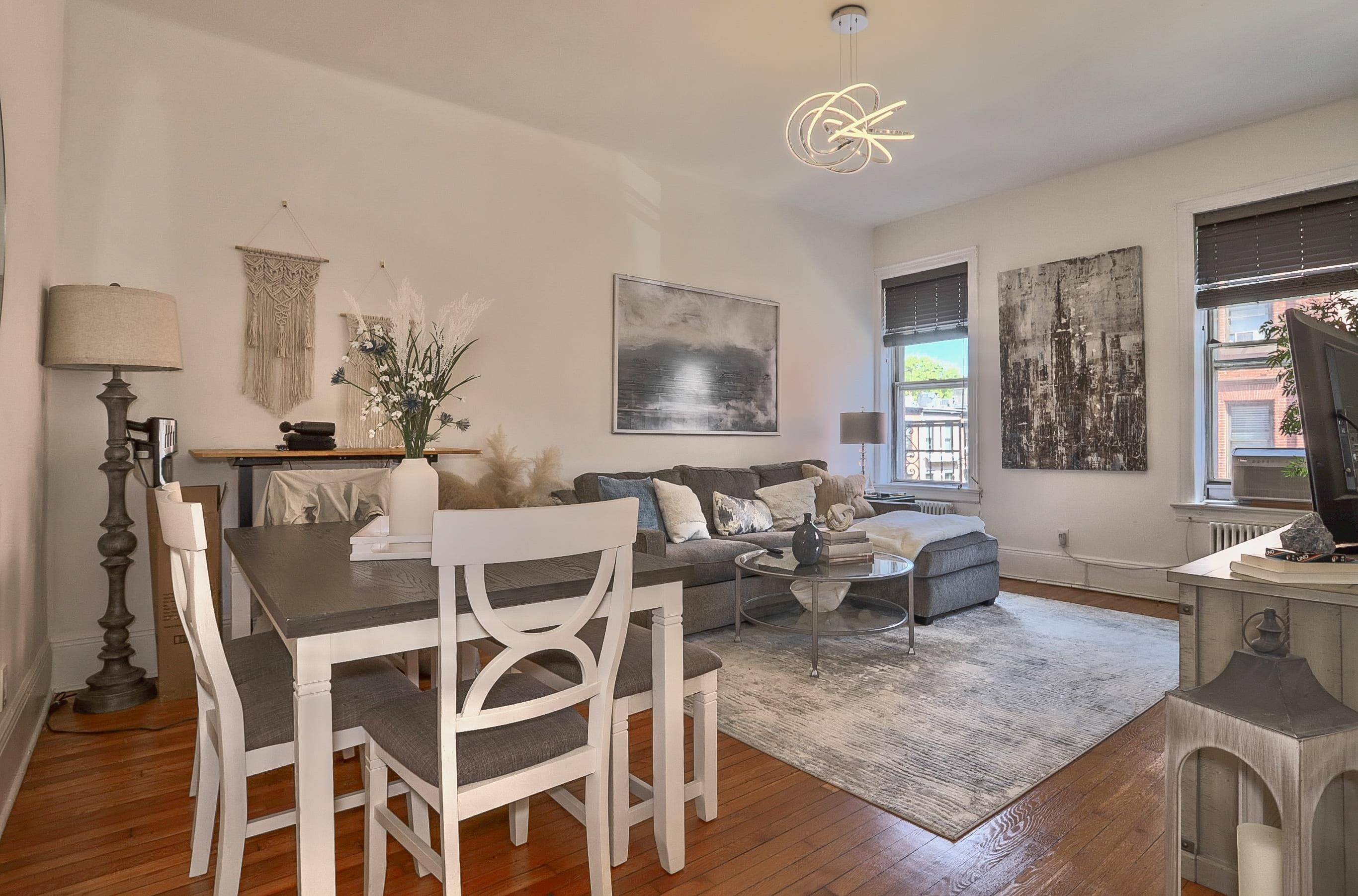 103 12TH ST Unit: 5