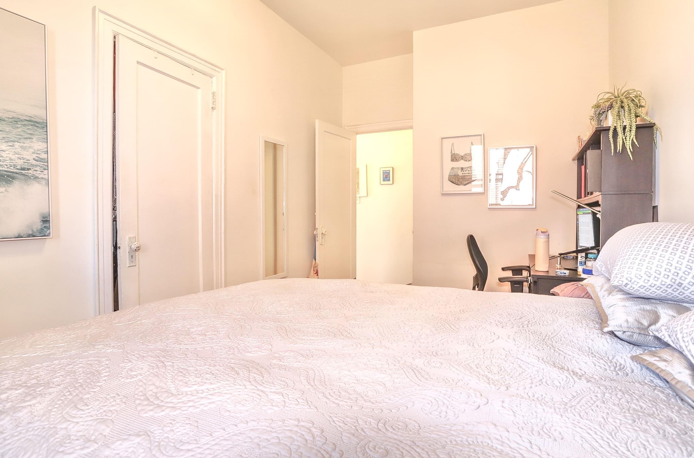 103 12TH ST Unit: 5