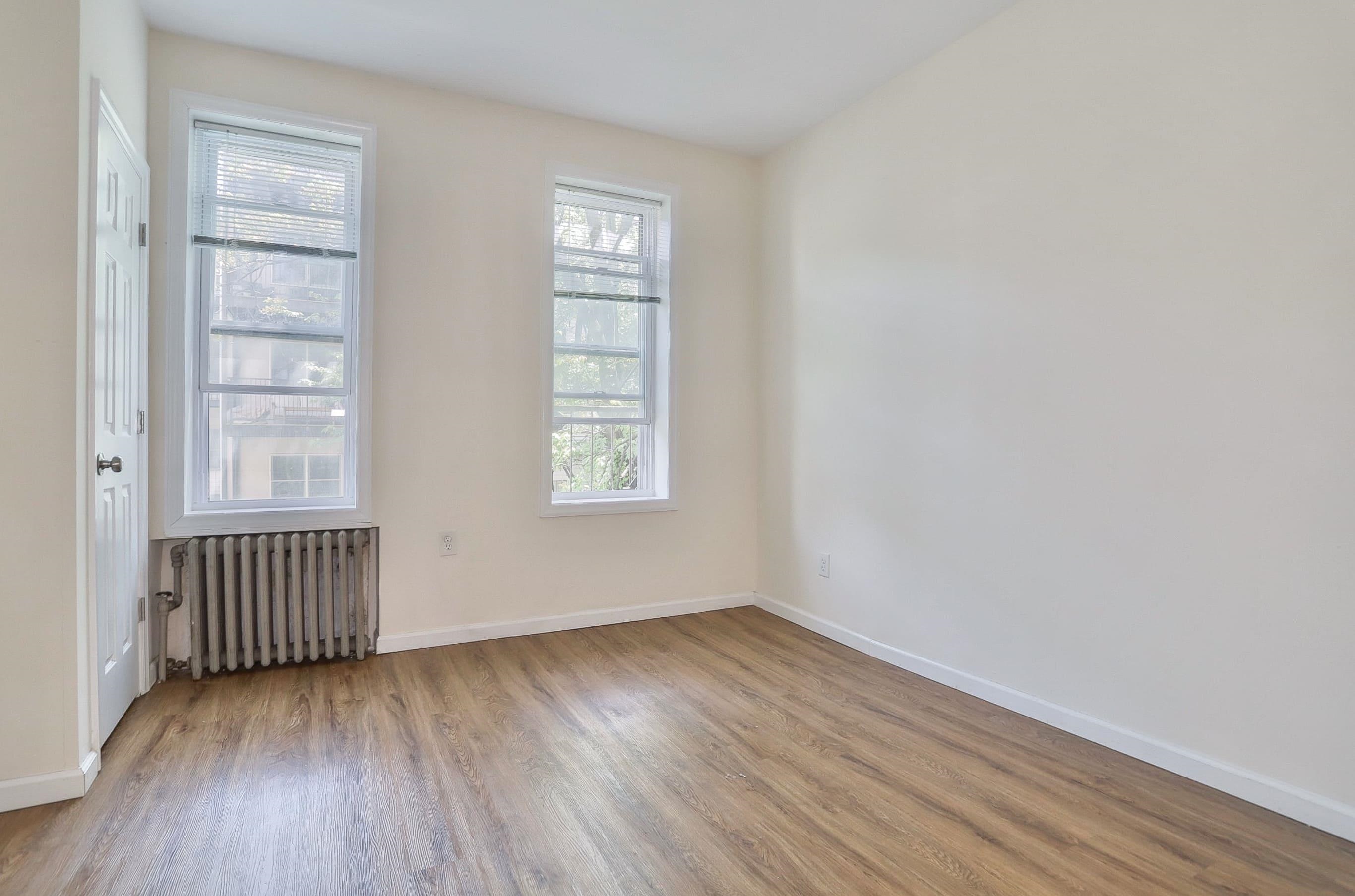 327 JACKSON ST Unit: 6