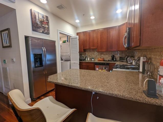 7716 KENNEDY BLVD Unit: 2D