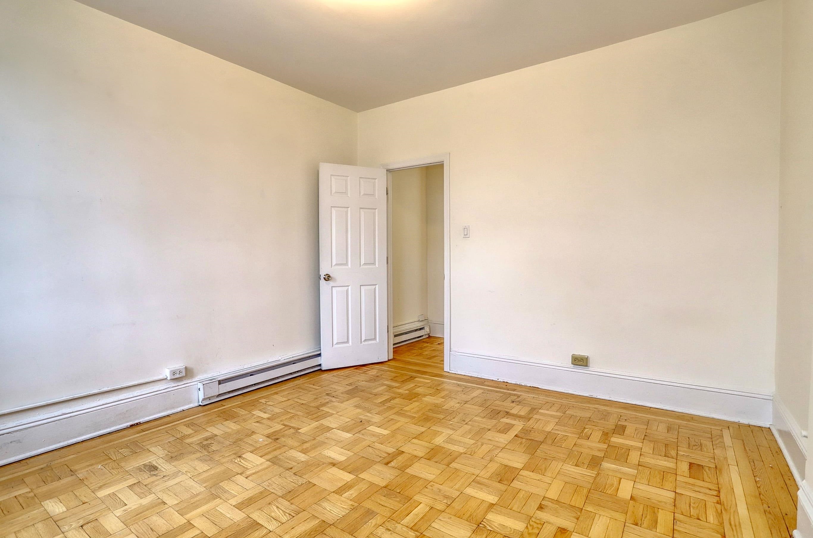 327 JACKSON ST Unit: 18