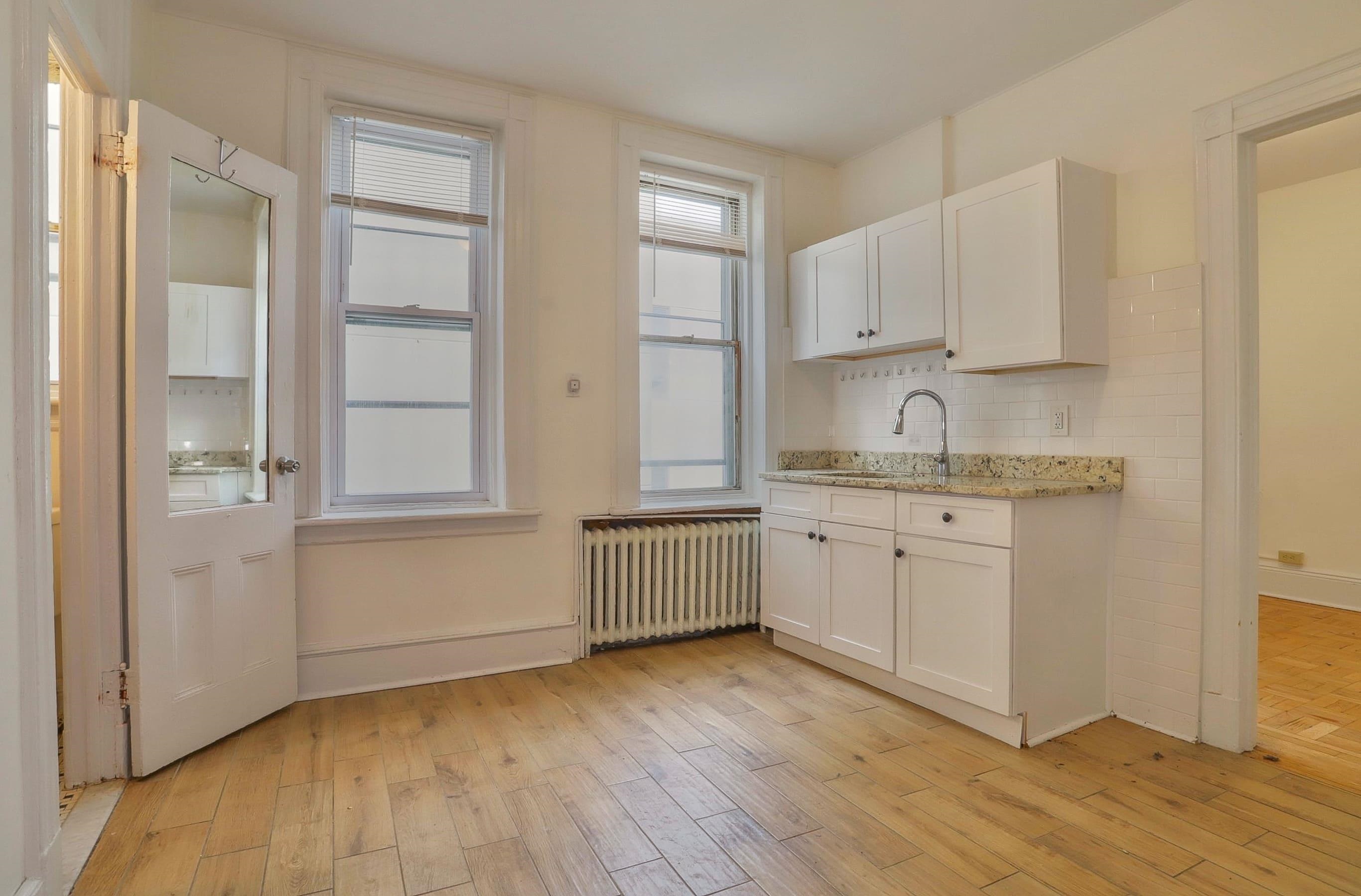 327 JACKSON ST Unit: 18