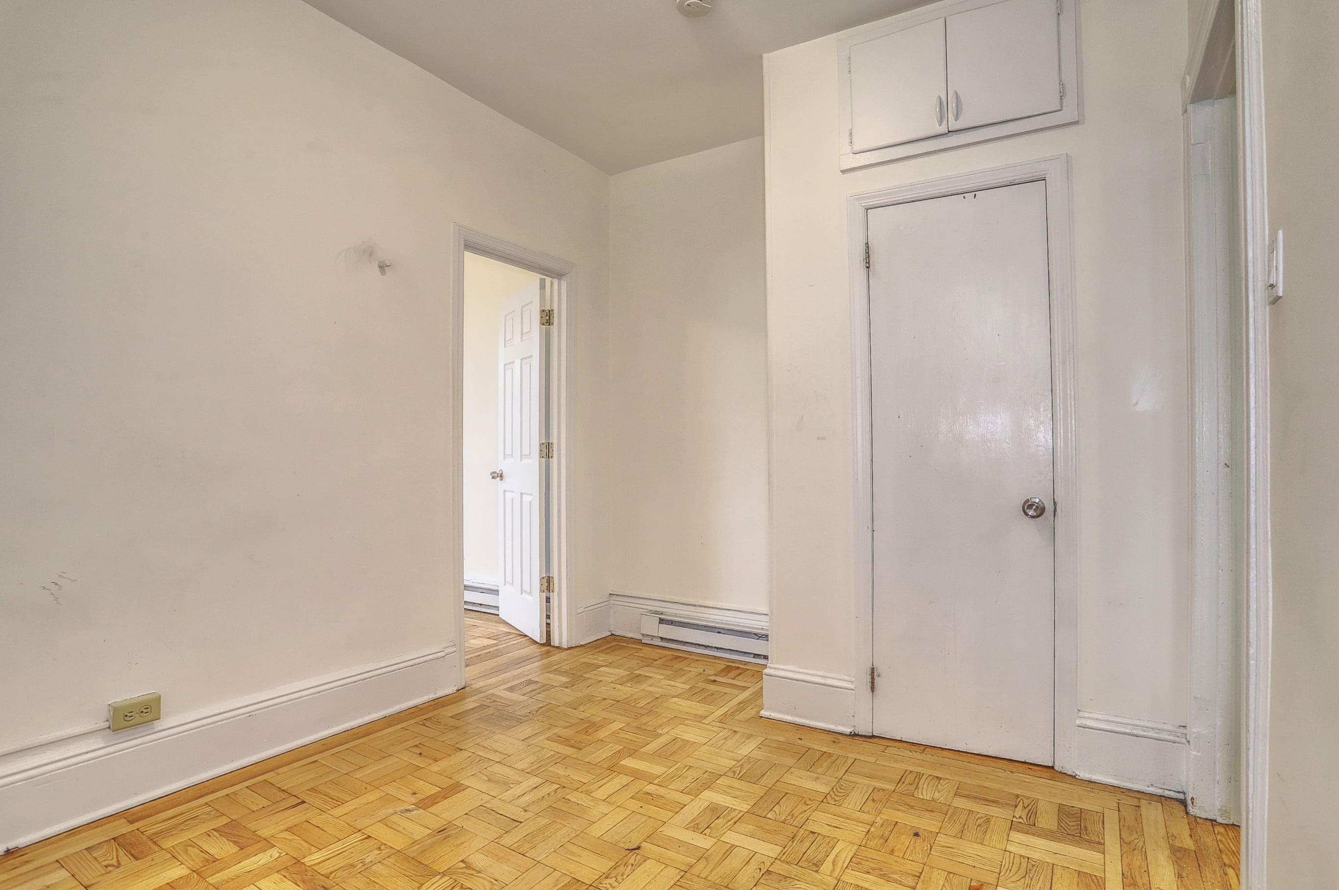 327 JACKSON ST Unit: 18