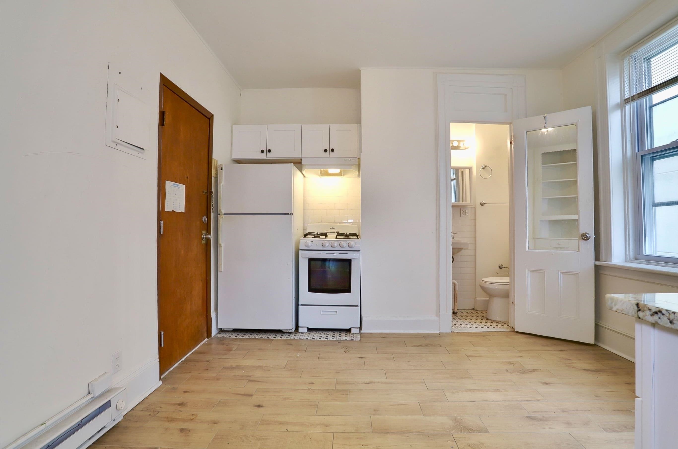 327 JACKSON ST Unit: 18