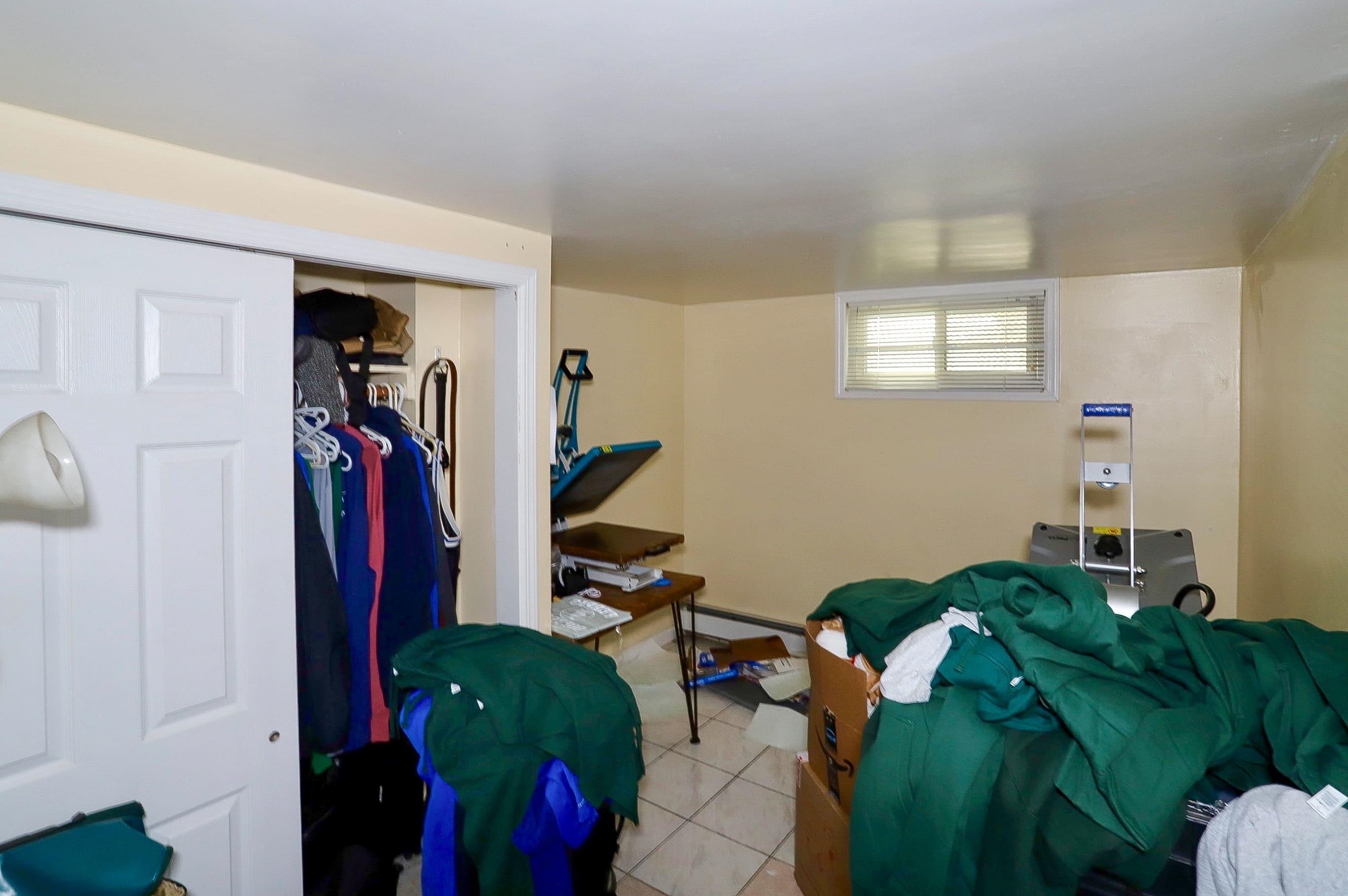 506 PAVONIA AVE