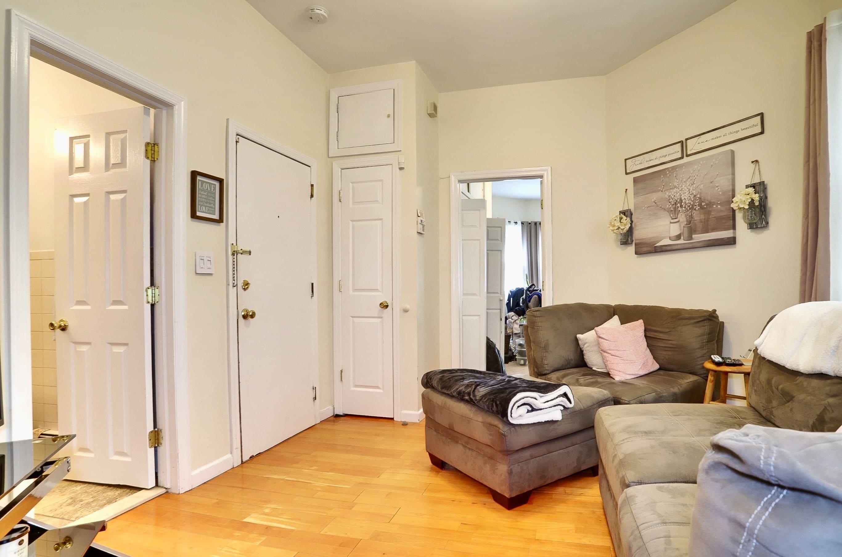 506 PAVONIA AVE