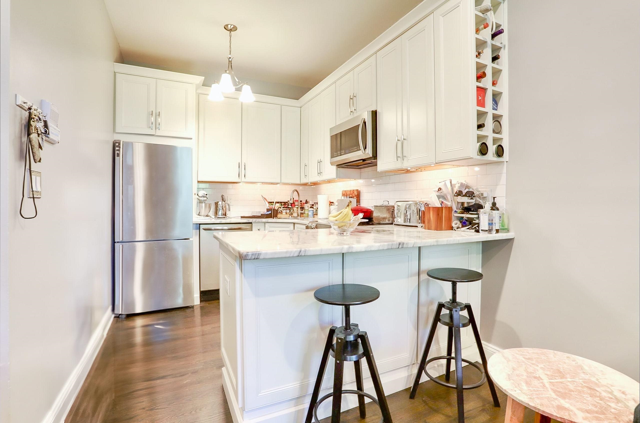 230 BLOOMFIELD ST Unit: 301