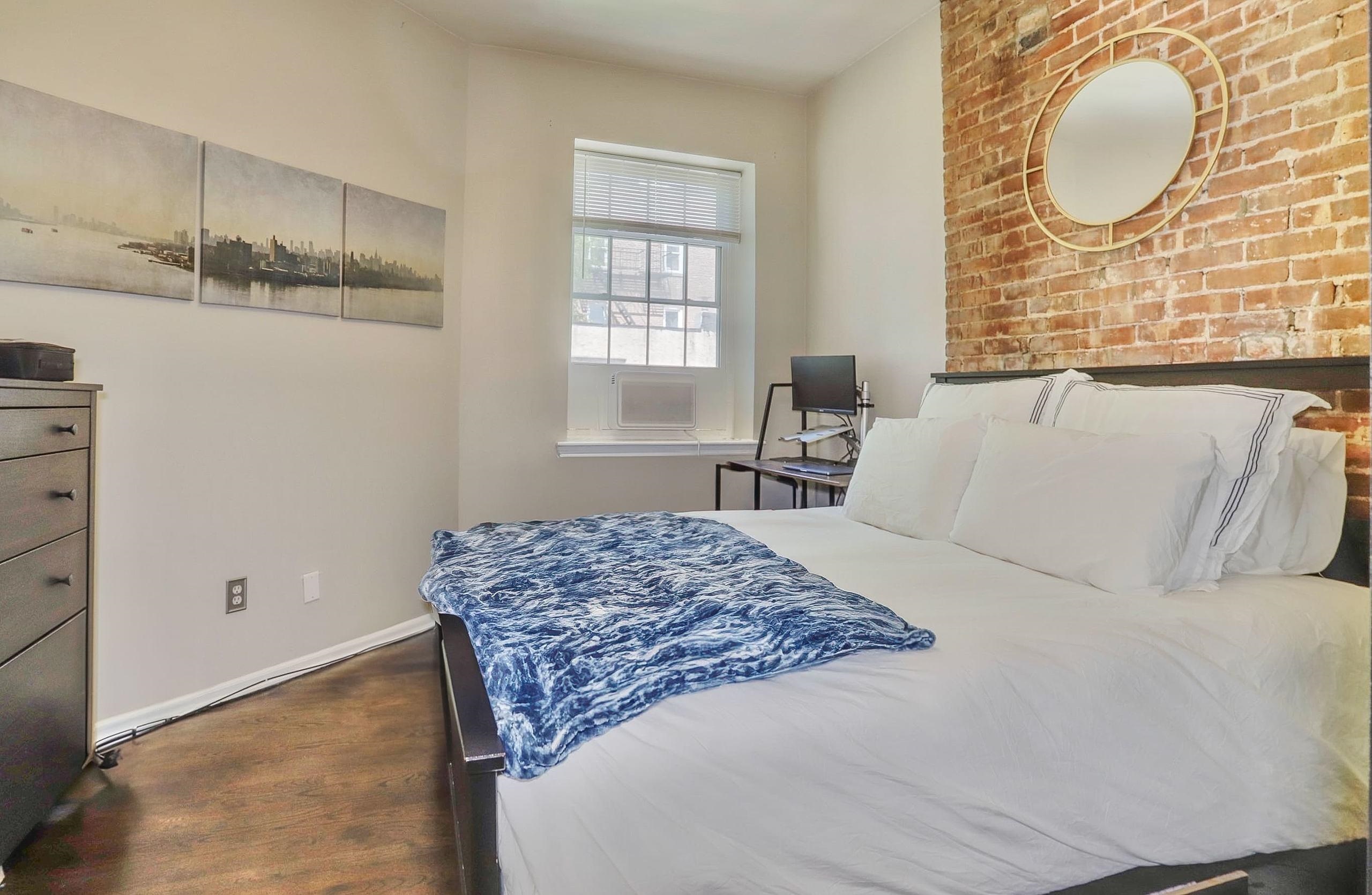 230 BLOOMFIELD ST Unit: 301