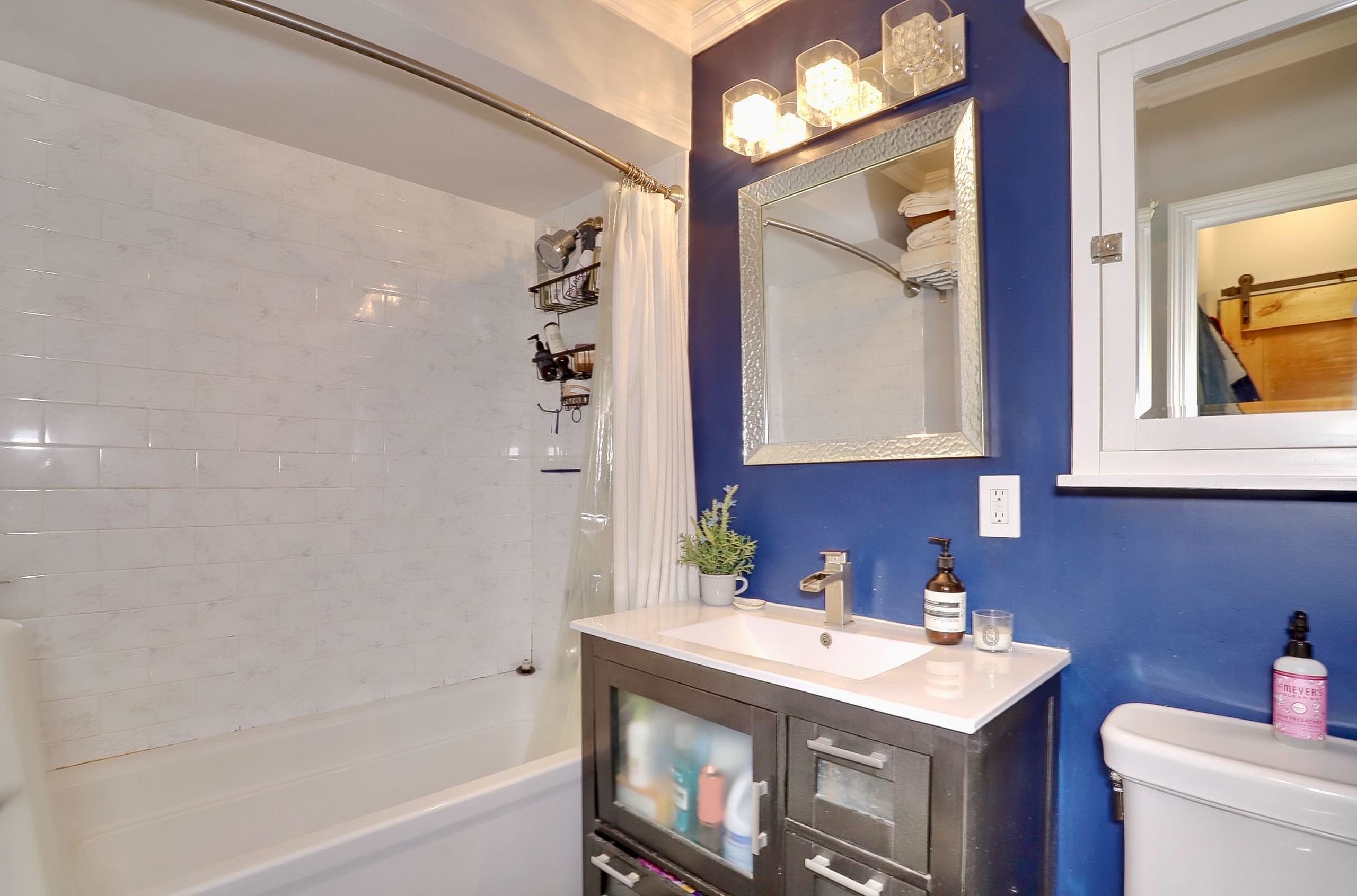 230 BLOOMFIELD ST Unit: 301