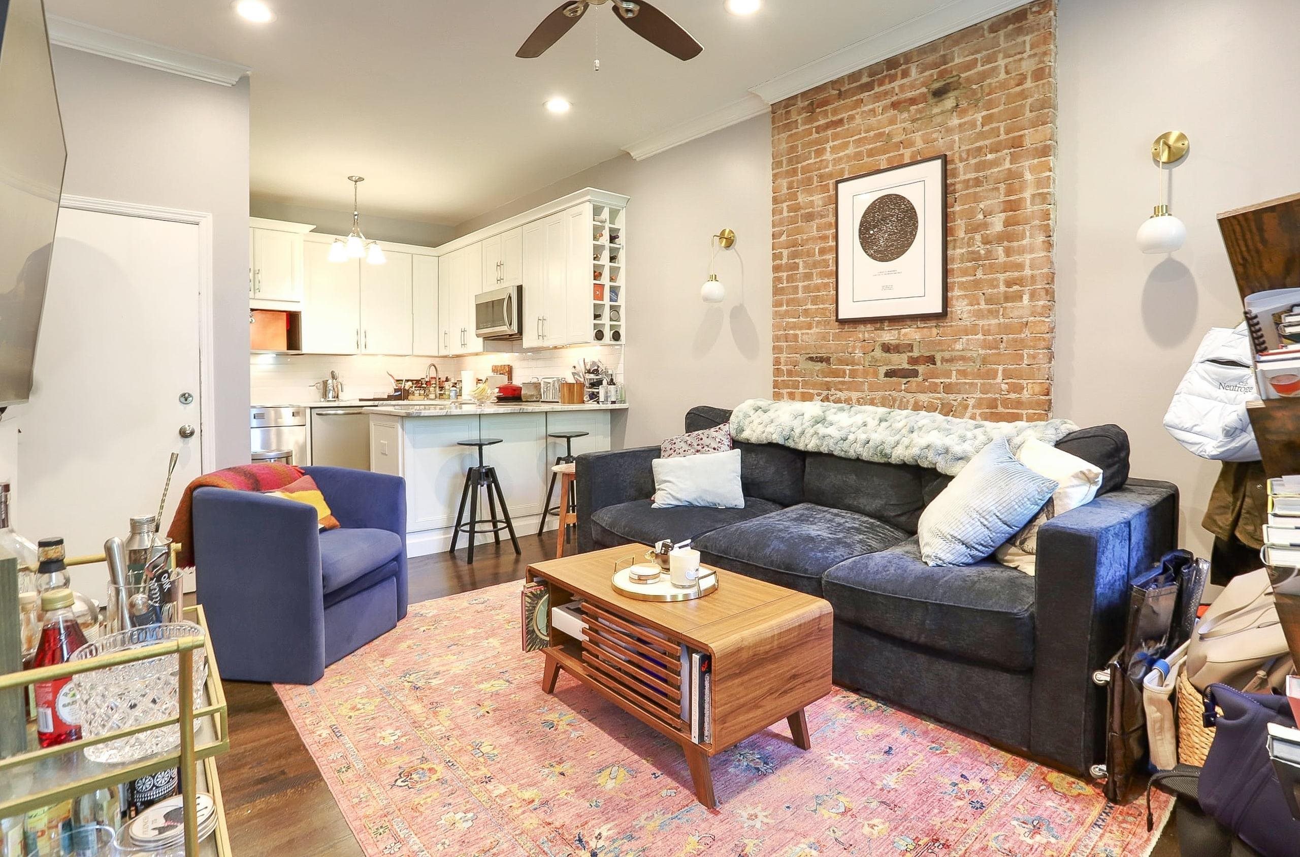 230 BLOOMFIELD ST Unit: 301