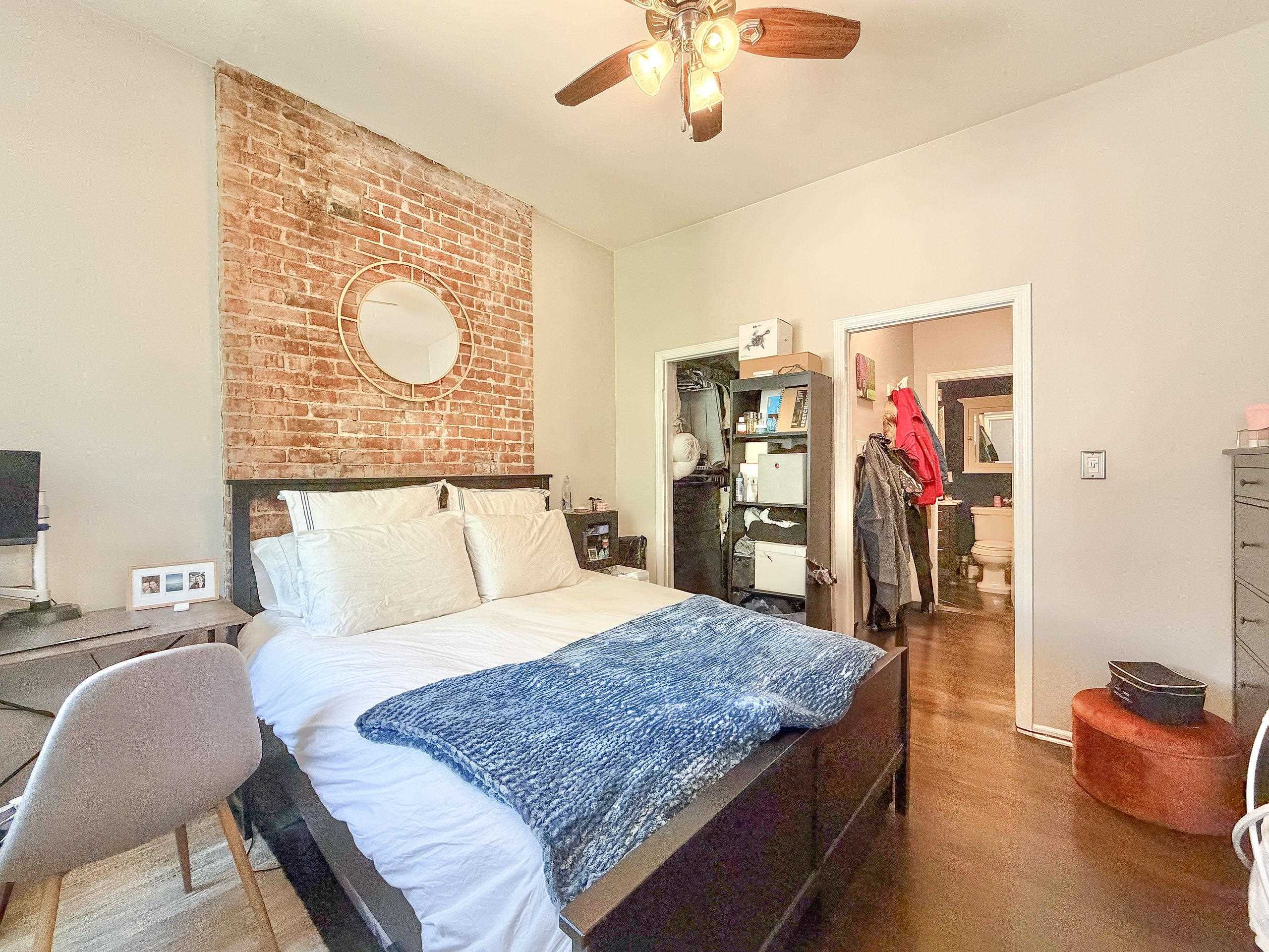 230 BLOOMFIELD ST Unit: 301