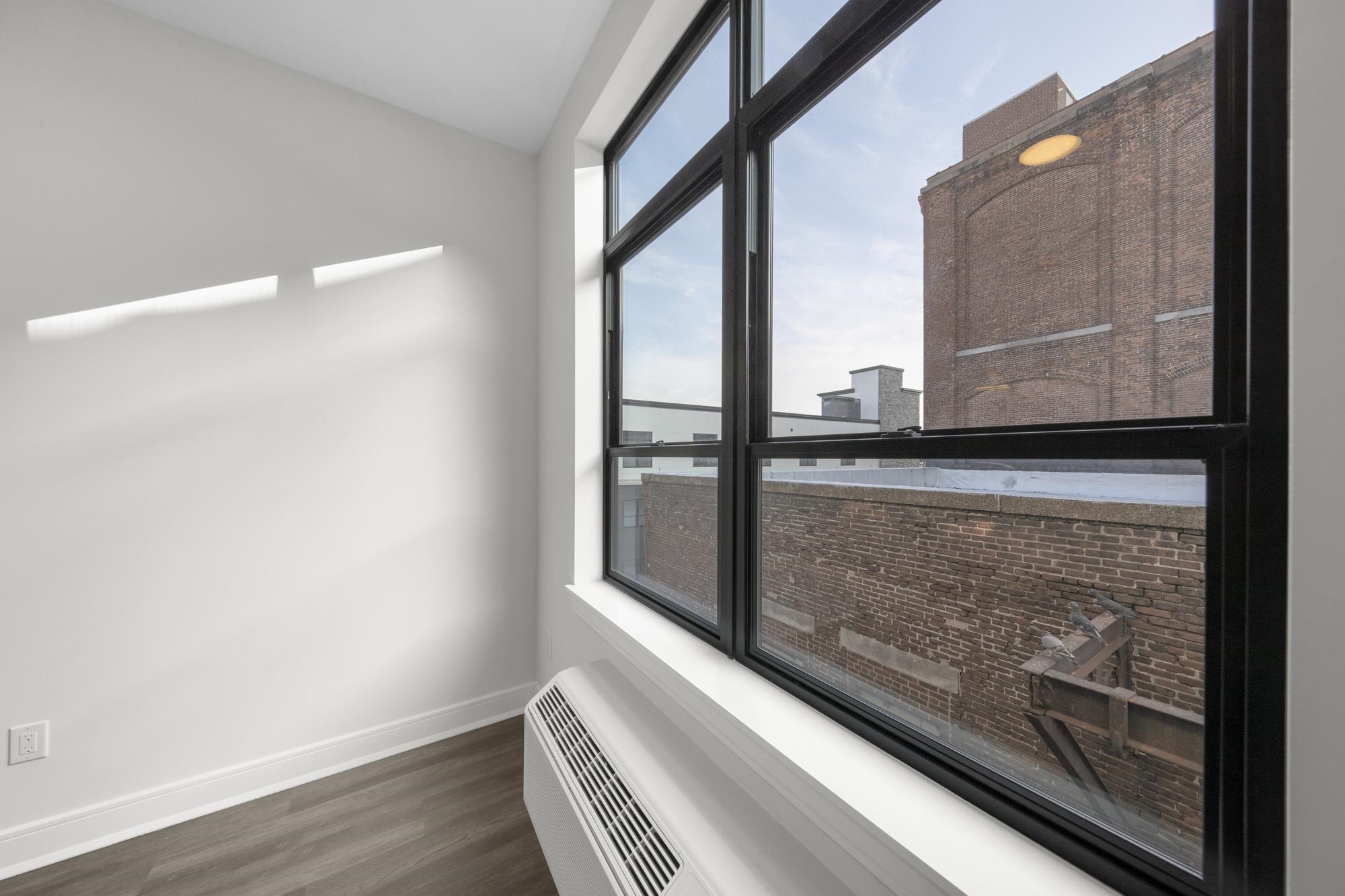 121 34TH ST Unit: 412