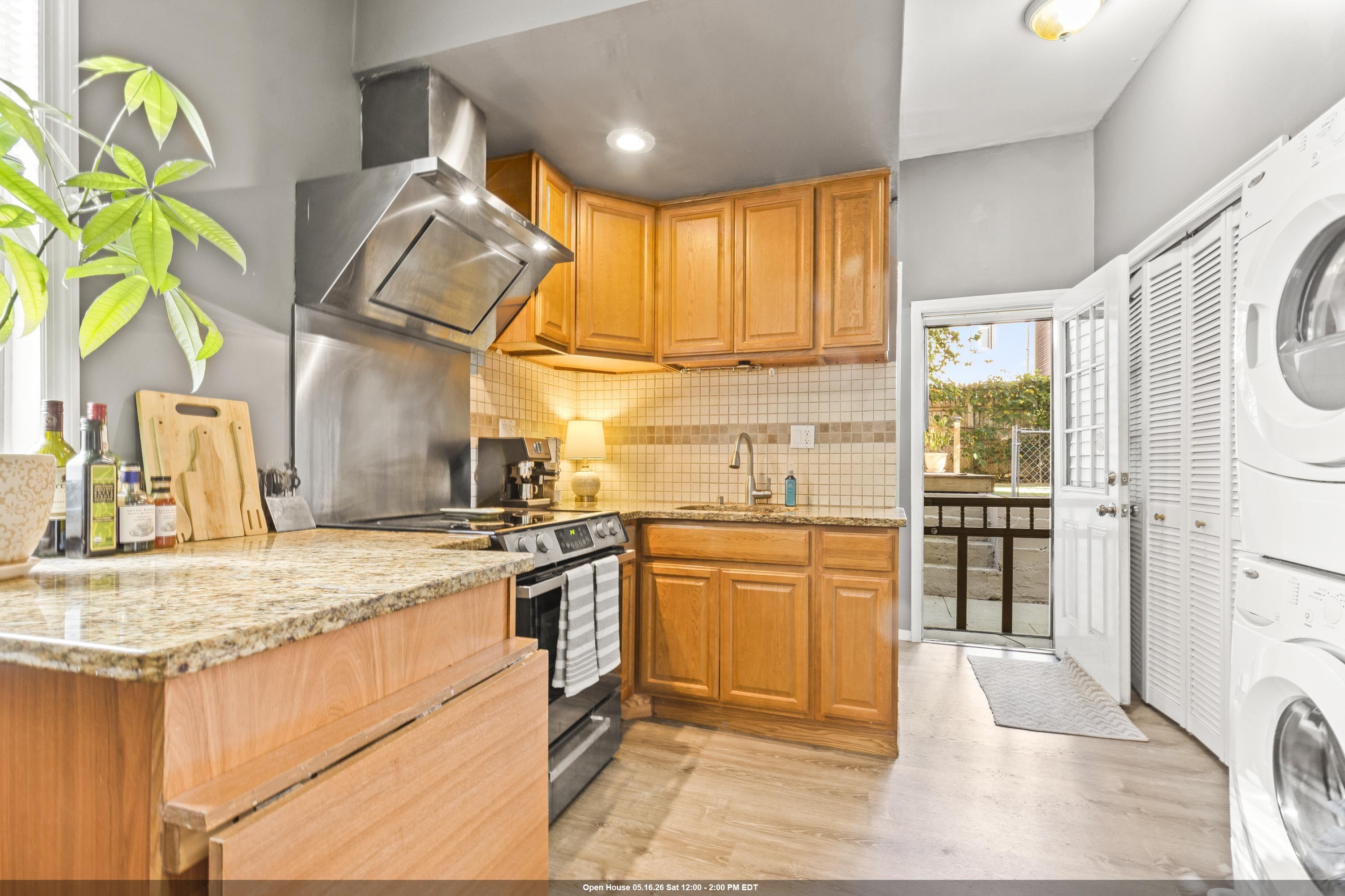 616 10TH ST Unit: 2
